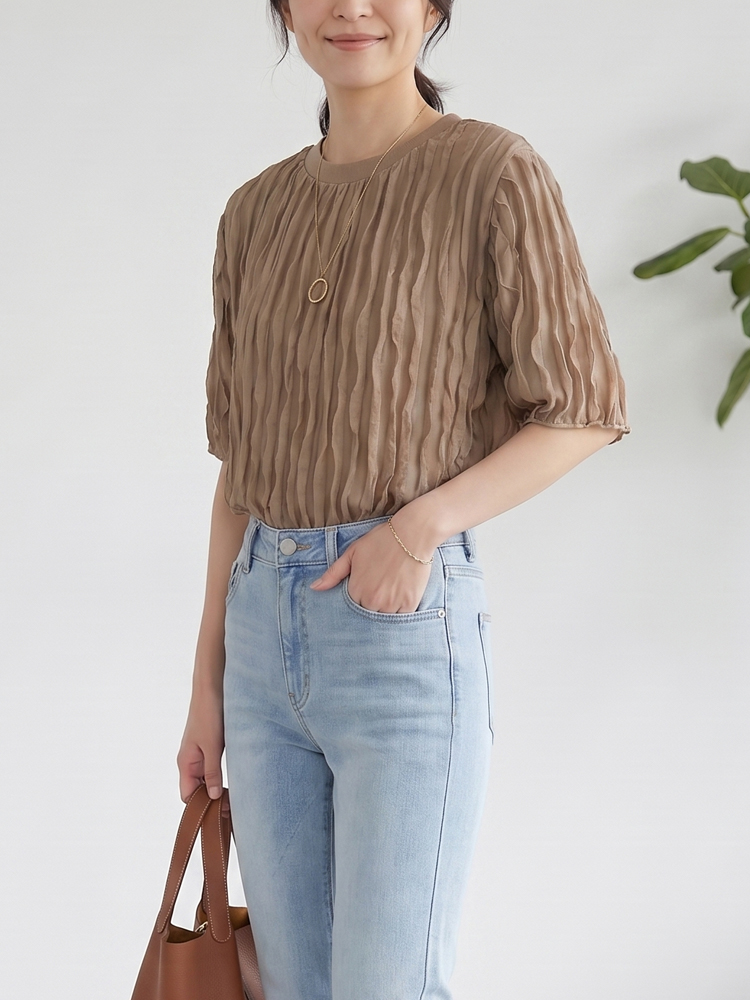 【半袖テクスチャーTシャツ】インスタ映えする上品な半袖T、柔らか肌触りで夏の万能アイテム