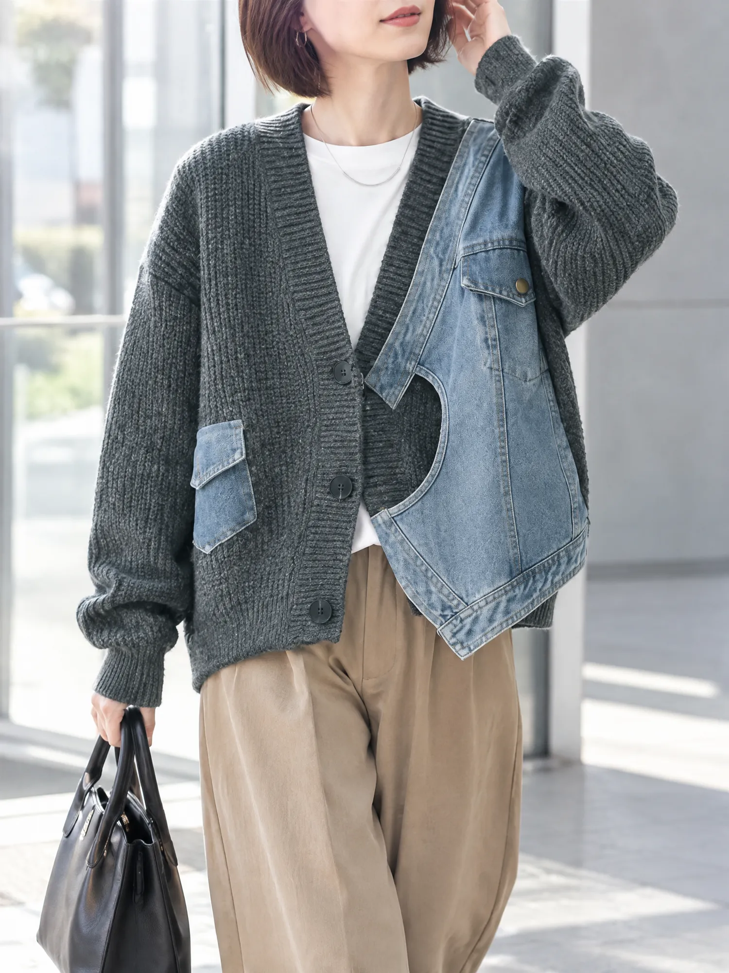 SOSOVE‐デザイン性 不規則デザイン デニム切替 ニットアウター／ニットジャケット