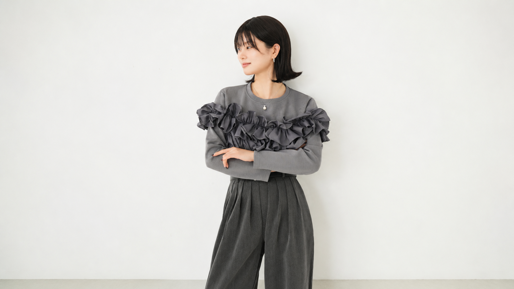 SOSOVE｜体型を美しく見せるシルエット