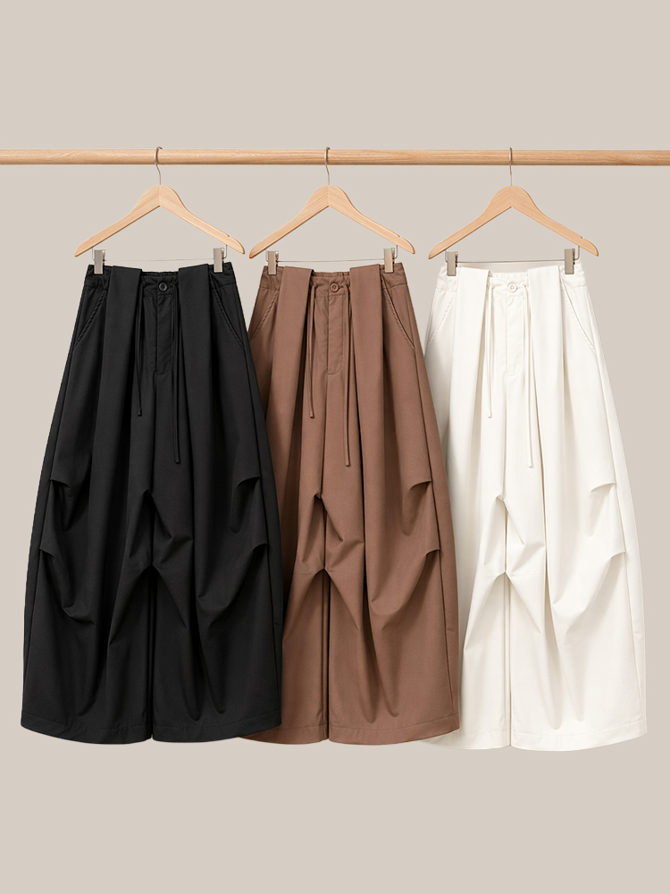 【カーゴパンツ】ゆったりドローストリング・ウォッシュ加工、バルーンシルエット。体型をカバーし、ウエストベルト調節でさまざまな体型・身長に対応。