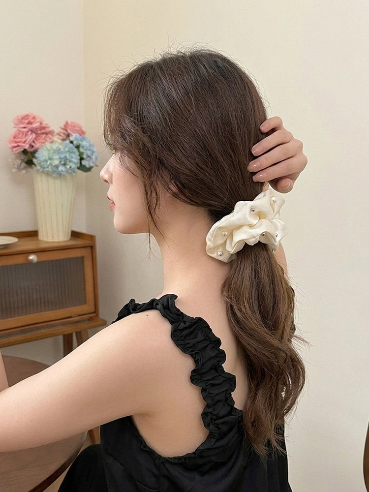 【LINE友だち追加のプレゼントです（非売品）】【パール×スタッズ サテンヘアゴム】ポニーテール お団子ヘア マストアイテム