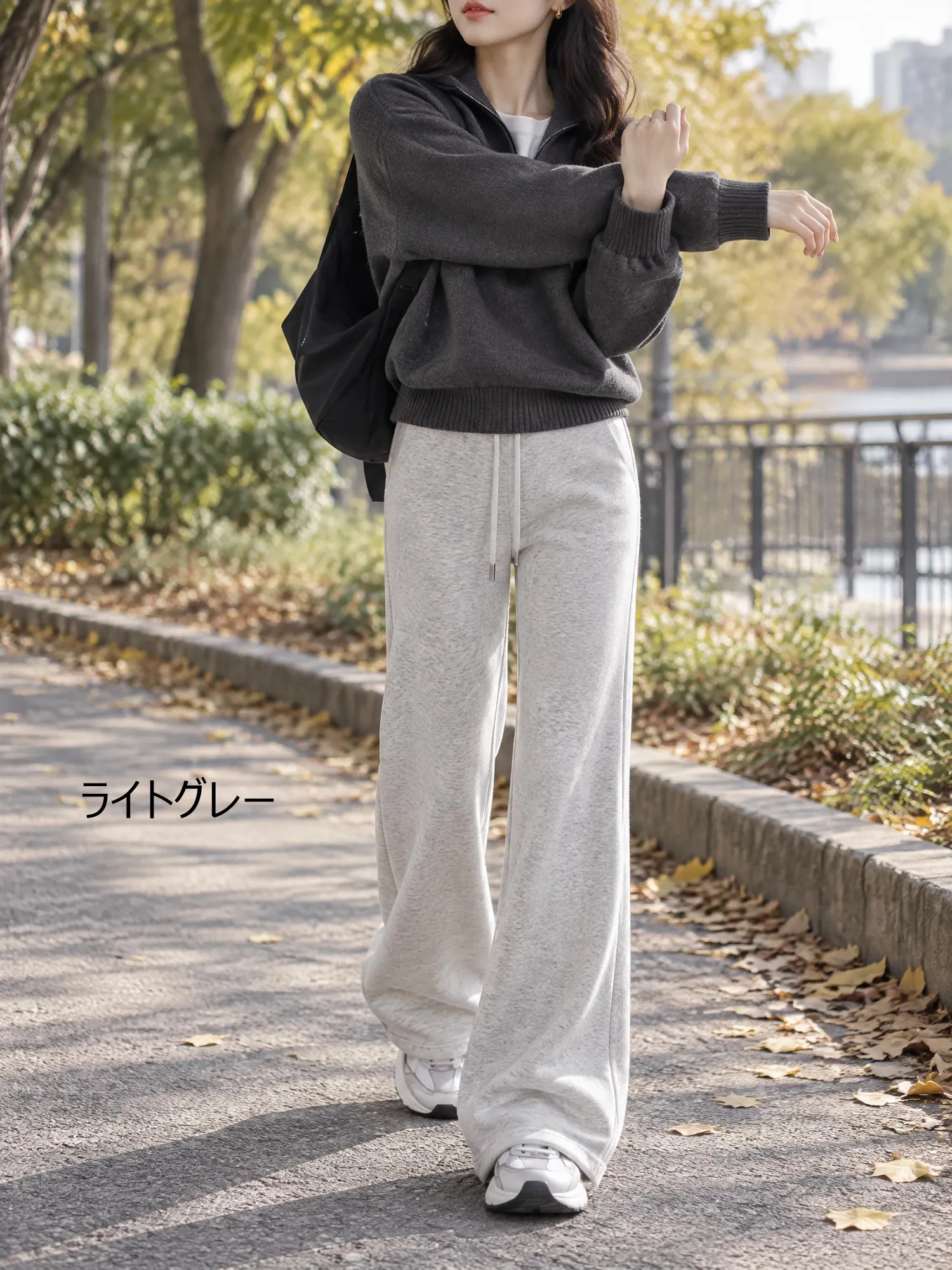 【ハイウエスト美脚・着痩せ 小柄さん向け 微フレアスウェットパンツ】