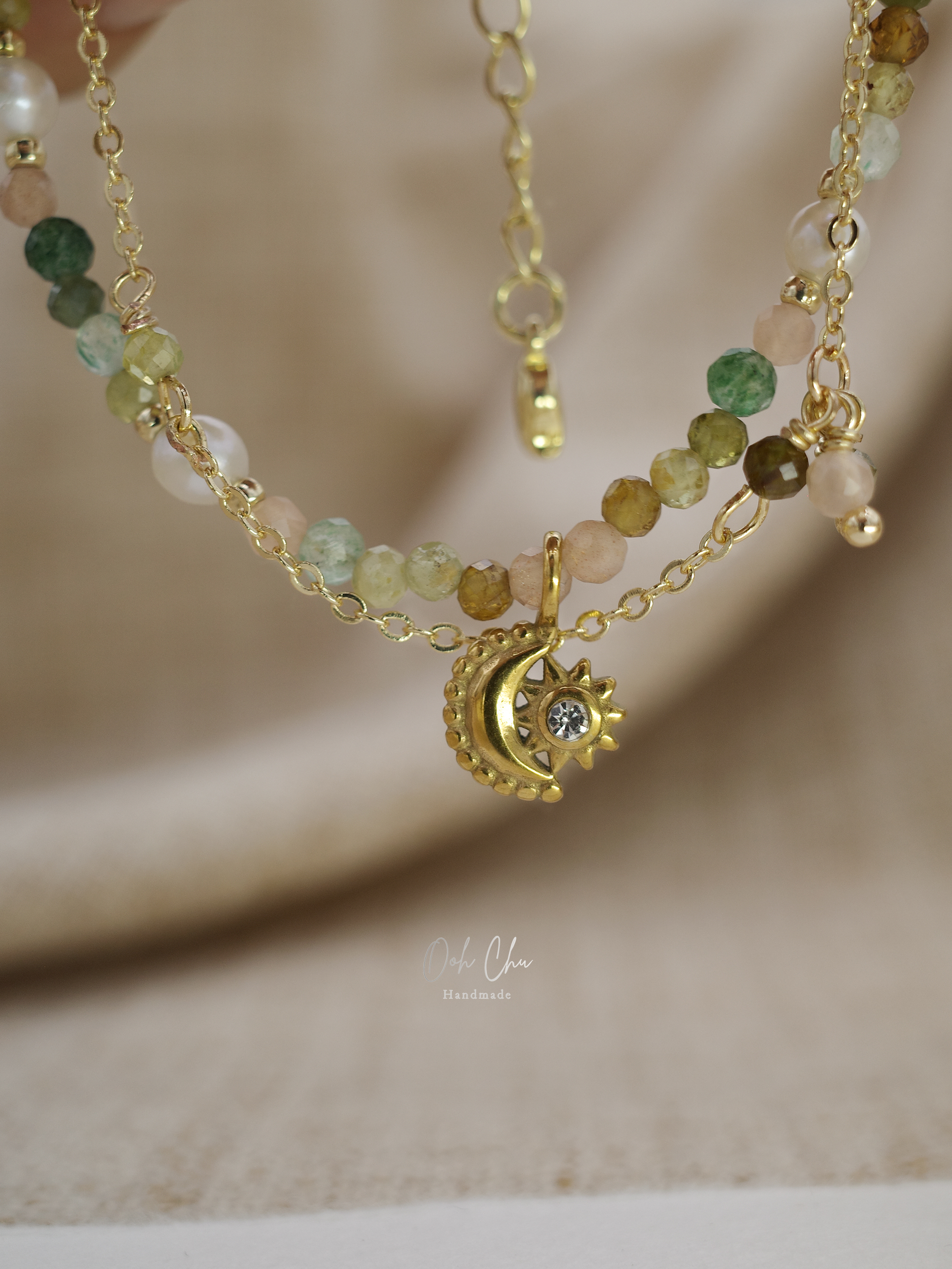 The Wizard of Green – Green Strawberry Quartz Vintage Double-Layered Bracelet