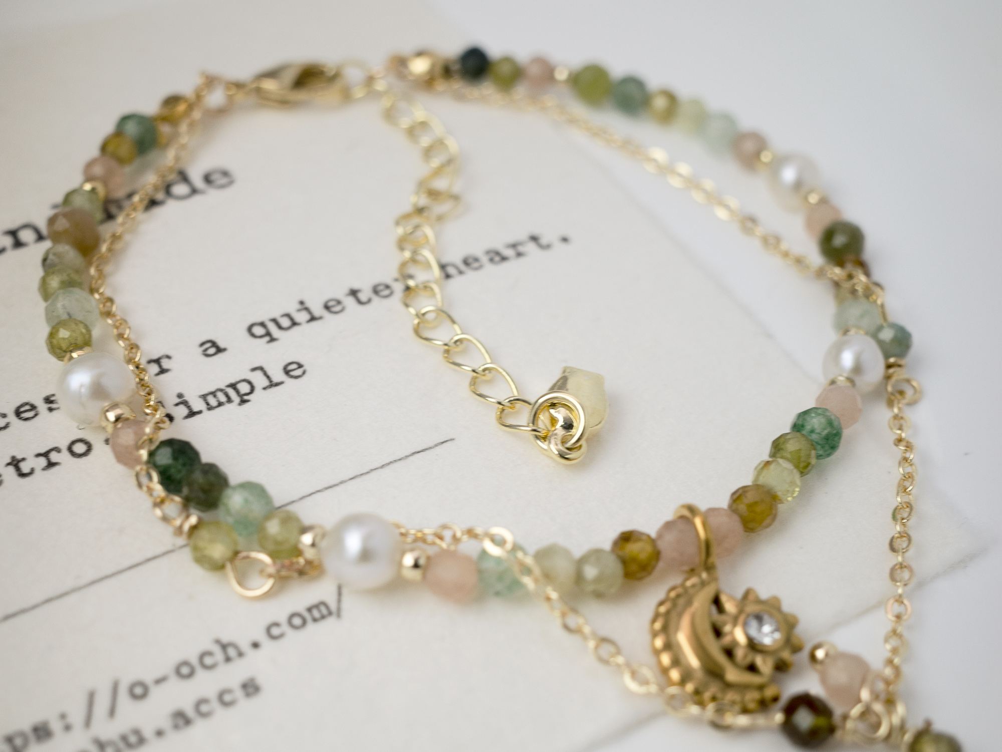 The Wizard of Green – Green Strawberry Quartz Vintage Double-Layered Bracelet