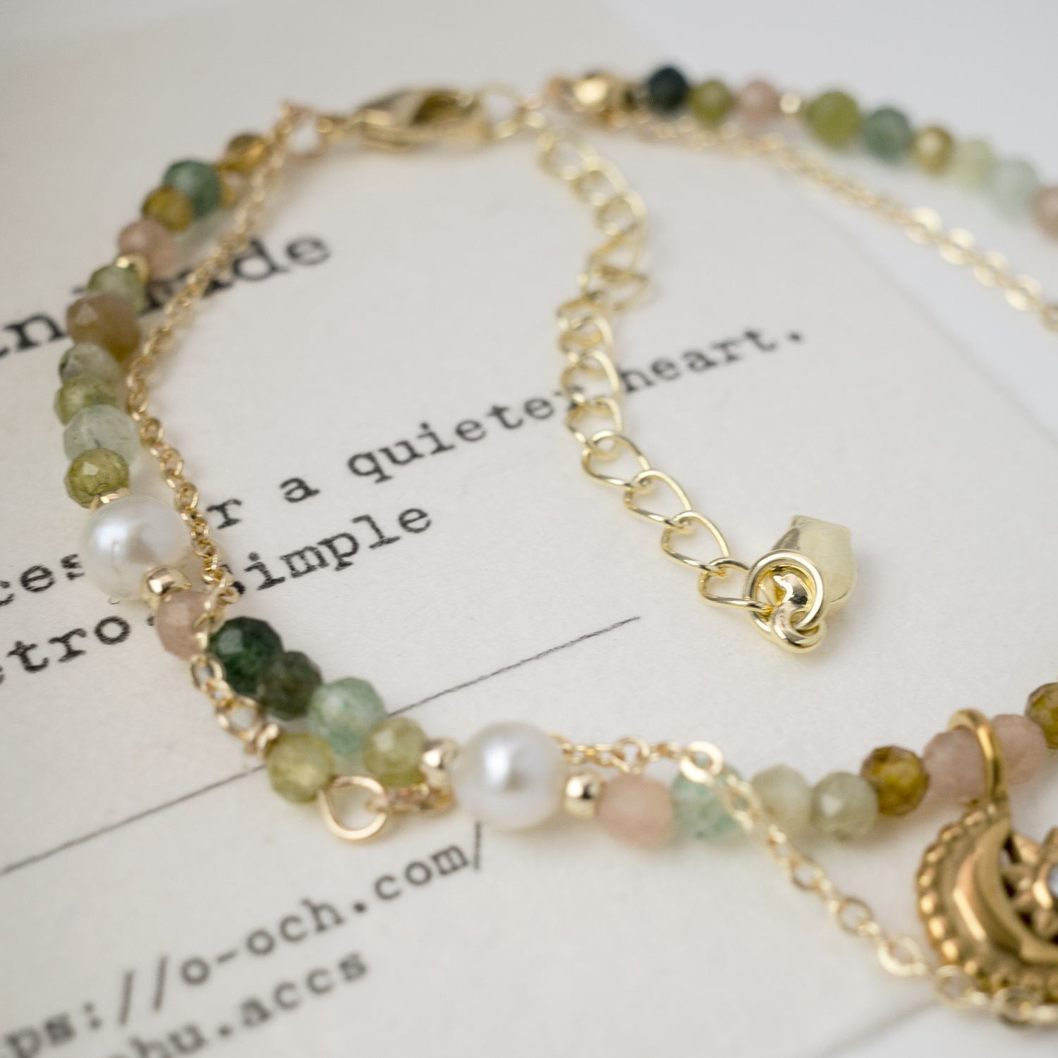 The Wizard of Green – Green Strawberry Quartz Vintage Double-Layered Bracelet