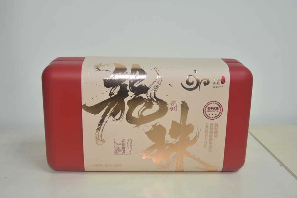 雲冠古墨大葉種紅茶龍珠
