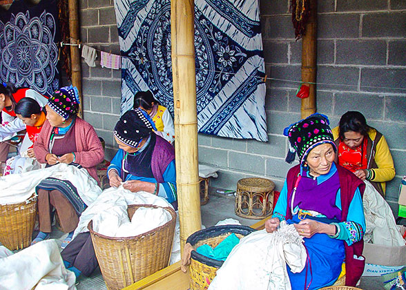 Bai Minority Tie-dyeing