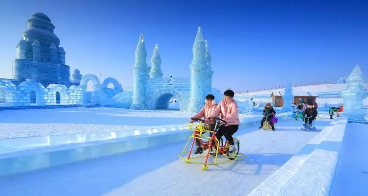 Ice and Snow World