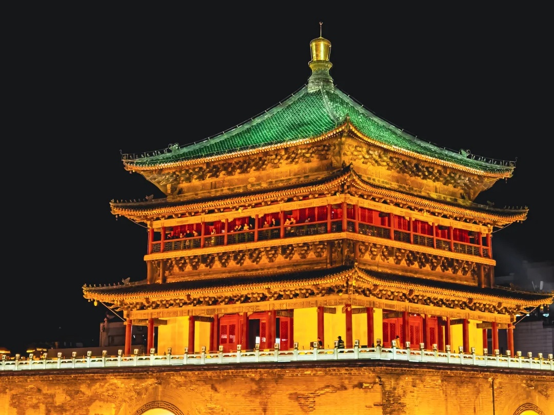 30 Days Private Tour of Beijing-Xi'an-Chengdu-Lhasa-Lijiang-Dali-Chongqing-Yangzte River-Yichang-Hangzhou-Huangshan-Suzhou-Shanghai-Zhangjiajie-Guilin-Yangshuo-Guilin-Hong Kong