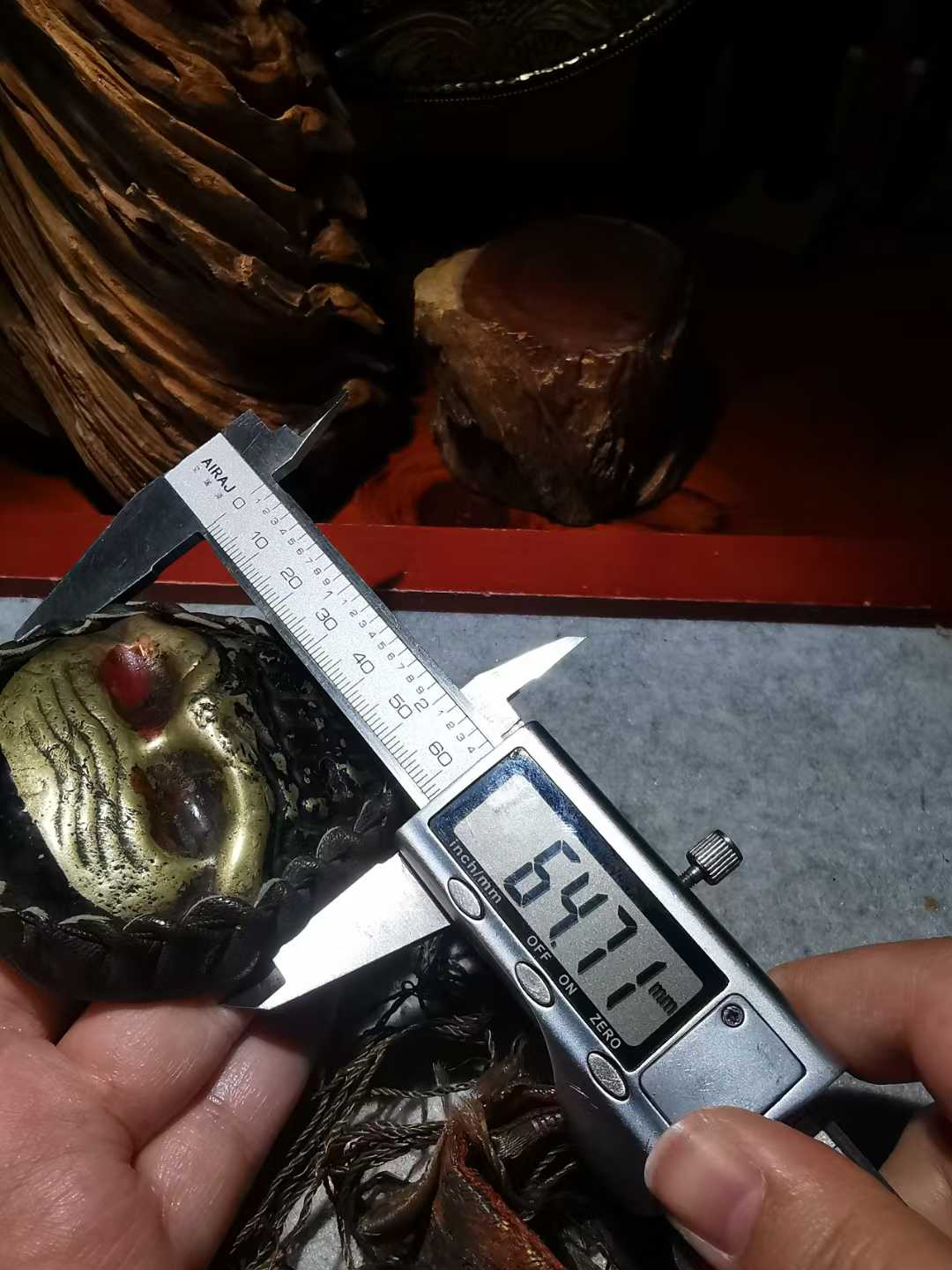 10893  藏传老尸陀林主挂饰
