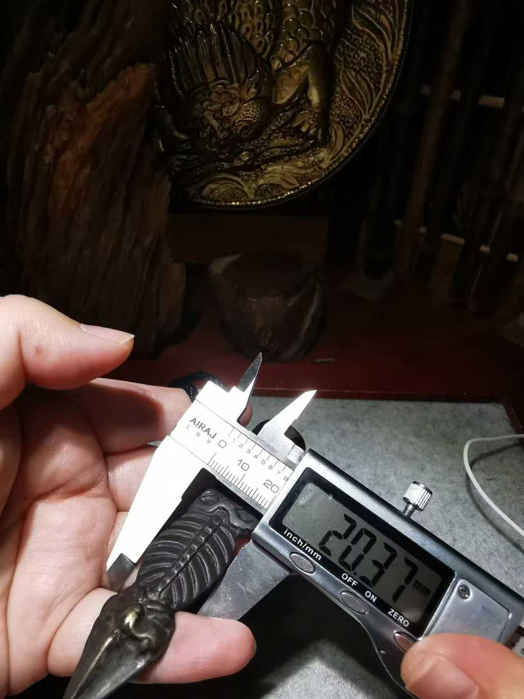10783    藏传尸陀林主金刚橛老托甲项链