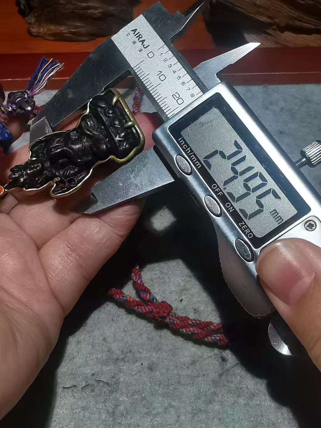 10621  藏传老天铁四臂观音佛像多宝项链