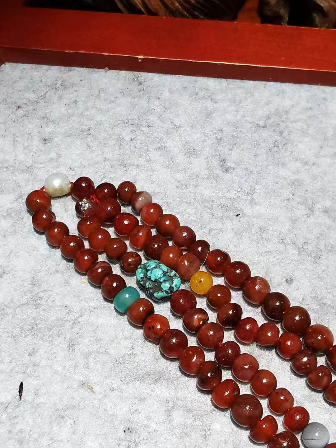 10432   藏传老天铁金刚手菩萨配老红玛瑙项链Tibetan Old Vajra Hand Bodhisattva with Old Red Agate Necklace