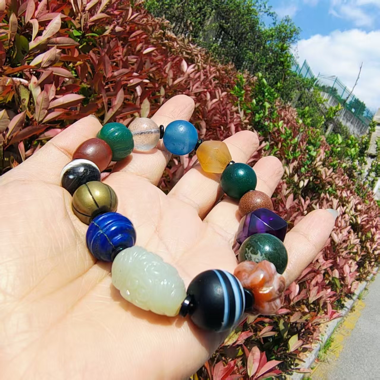 15499Ancient Multi-Gem Bracelet · A Time Museum on Your Wrist古珠多宝手串 · 腕间时光博物馆