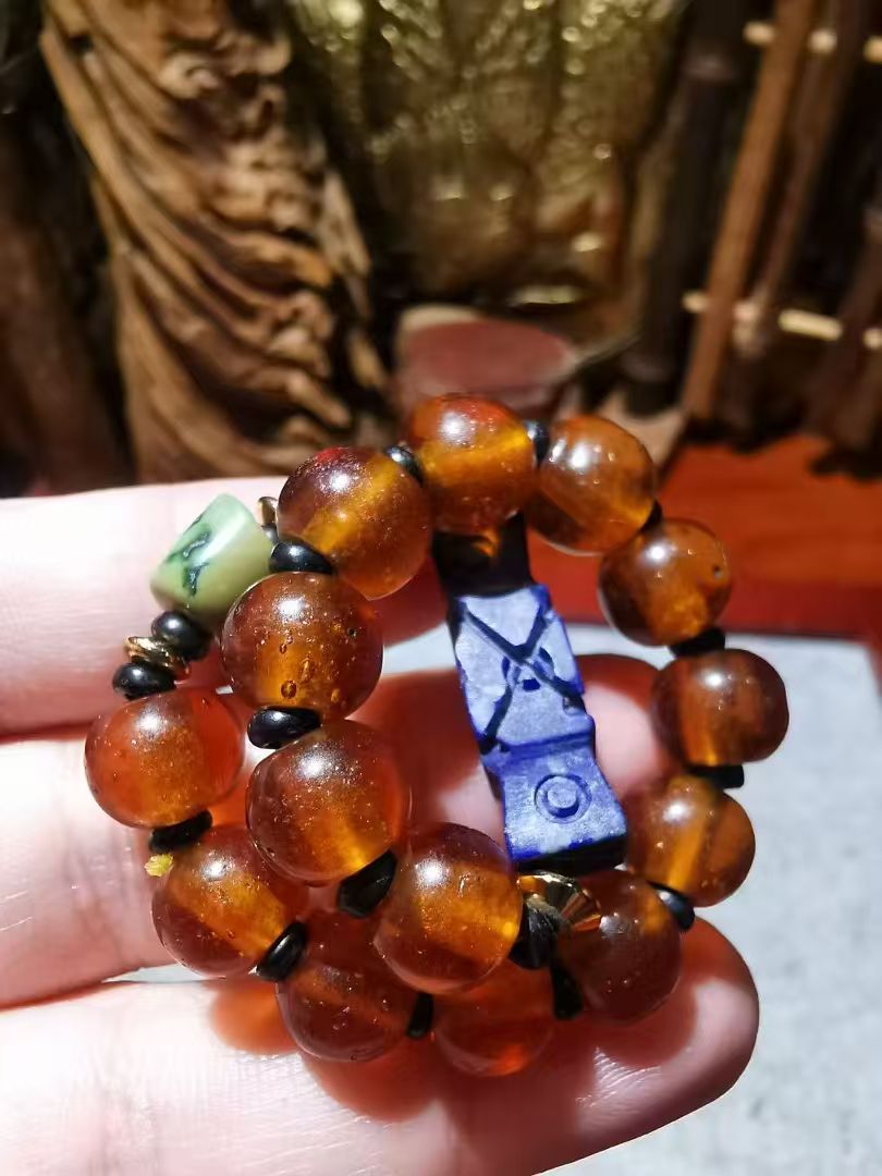 10429   Tibetan Qing Dynasty Old Agate and Lapis Lazuli Bracelet  藏传清代老玛瑙青金石手串