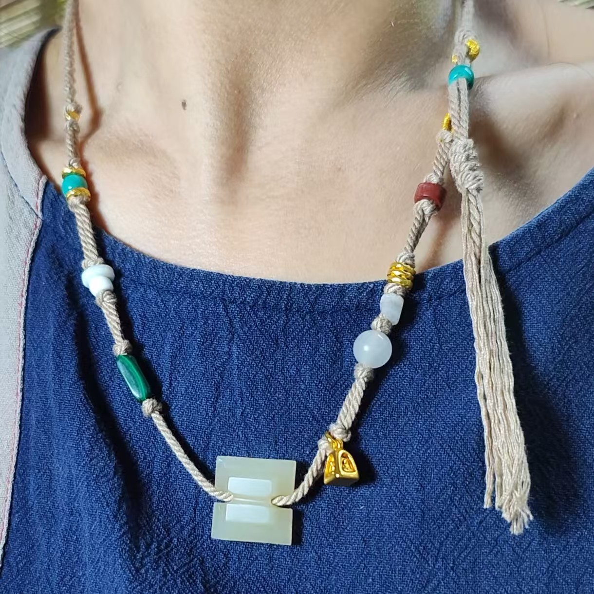 15558和田玉工字佩手工麻绳多宝挂链 Hetian Jade Gong-shaped Pendant Handmade Hemp Rope Multi-gem Hanging Necklace.