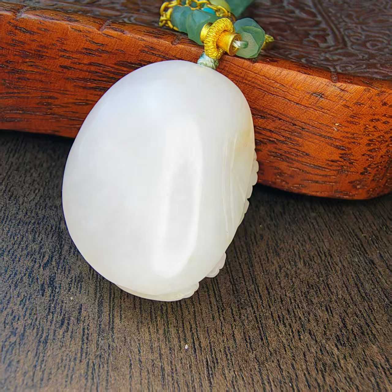 15556 Duobao Jade Rat Necklace15556多宝玉鼠项链