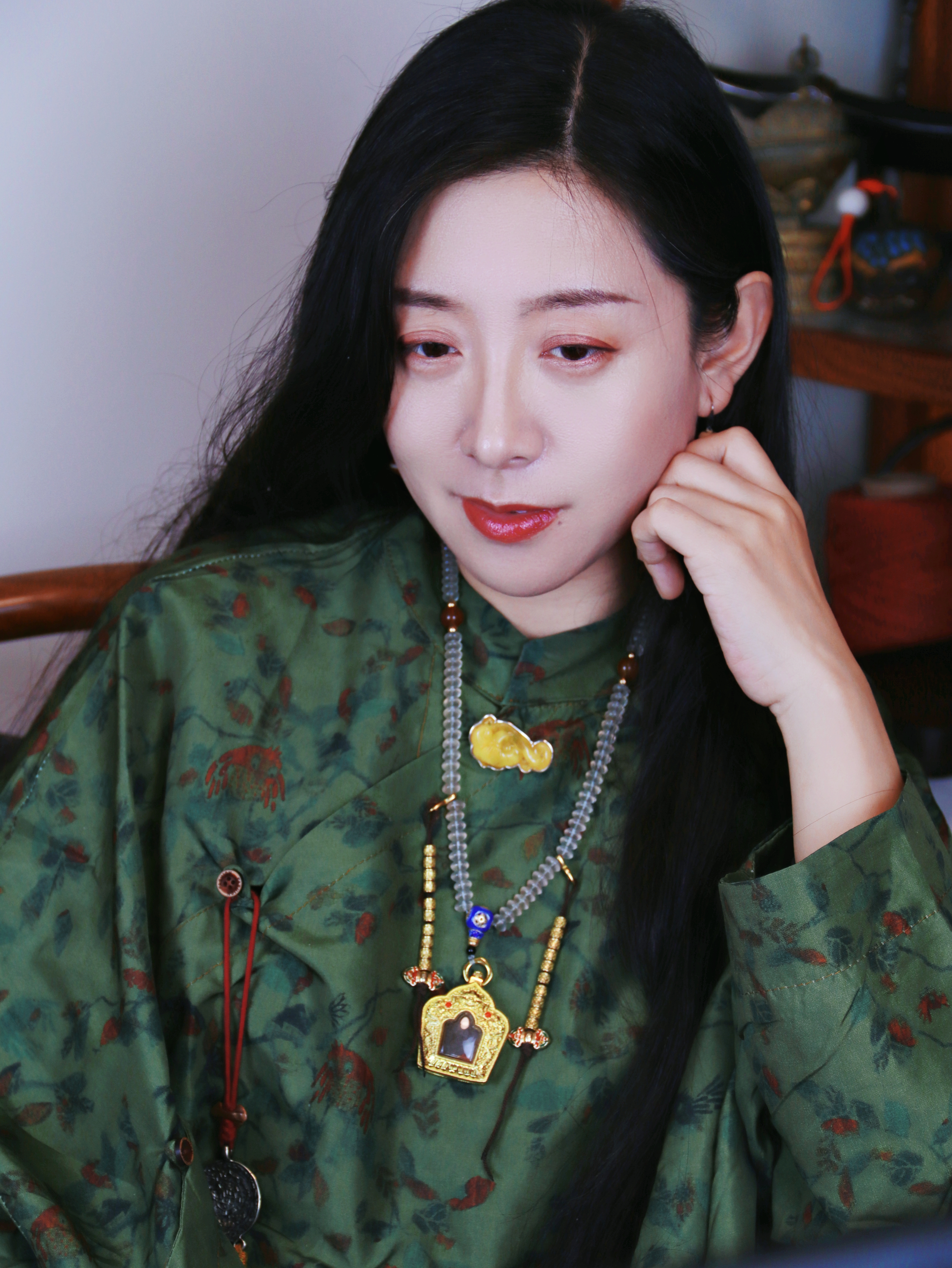 藏传白水晶佛珠项链配药师佛药泥擦擦嘎乌盒项链