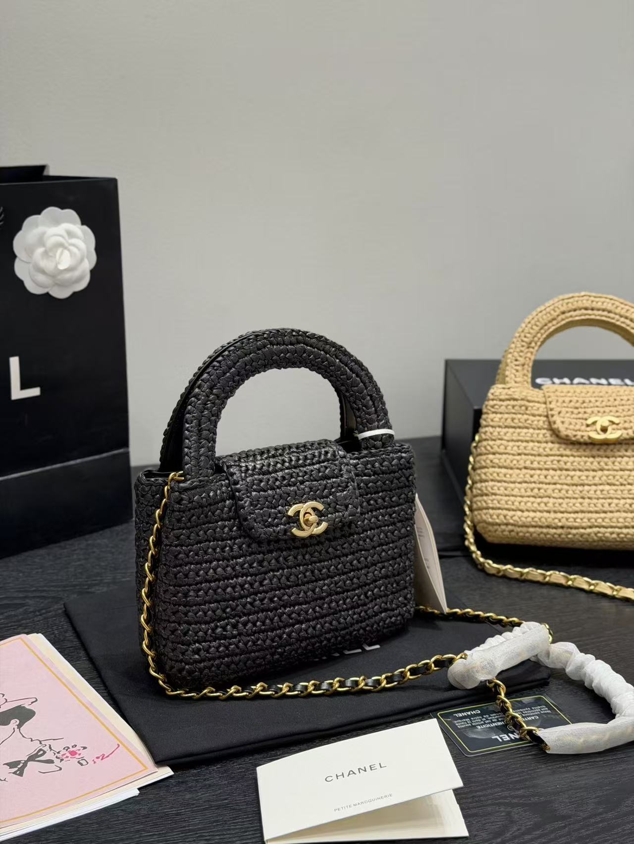シャネル「CHANEL」ハンドバッグ