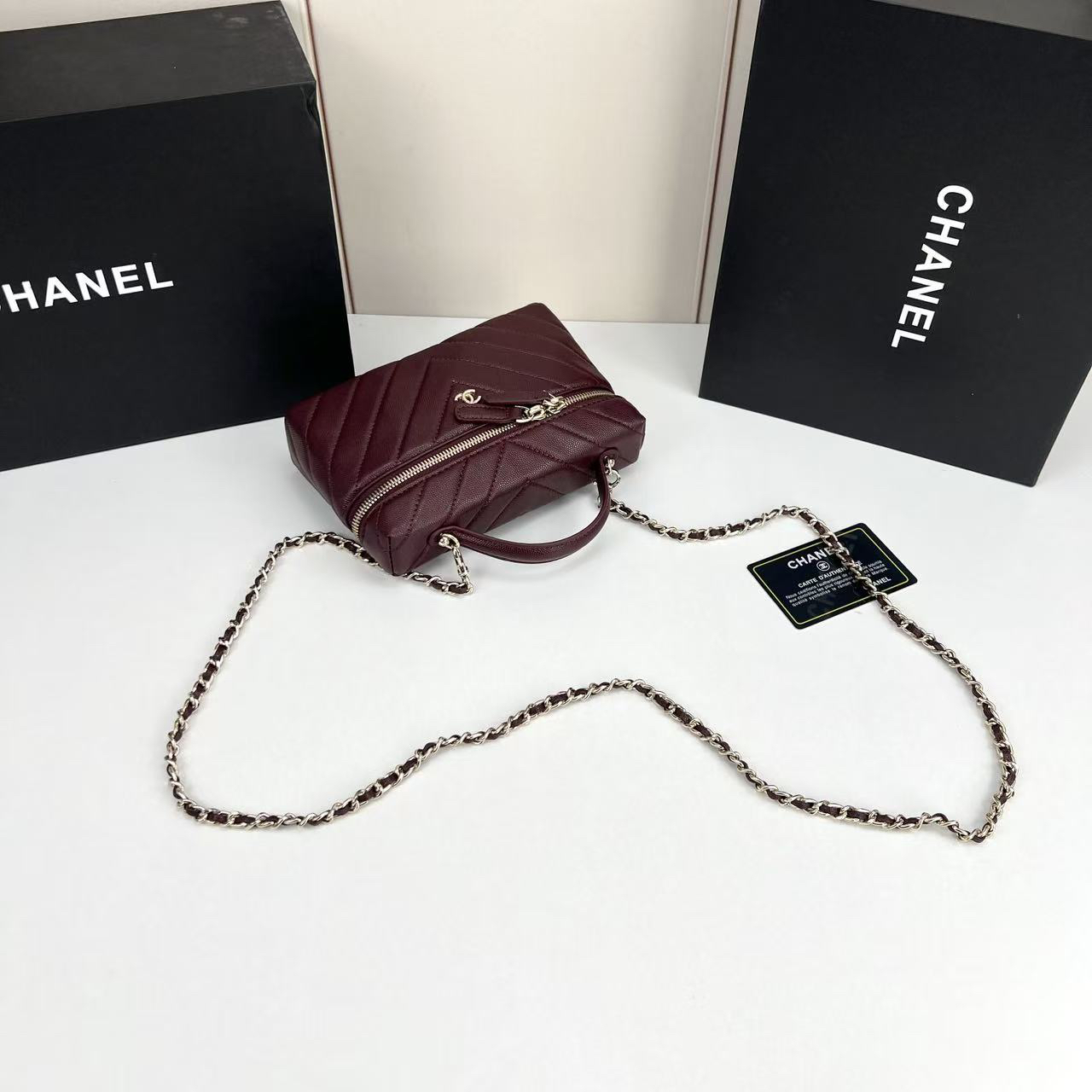 シャネル「CHANEL」のショルダーバッグ