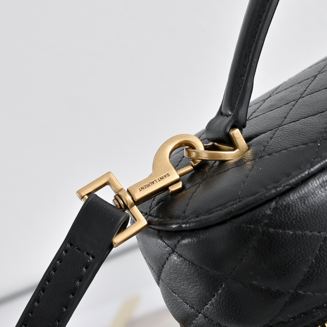 サンローラン「Saint Laurent」のショルダーバッグ