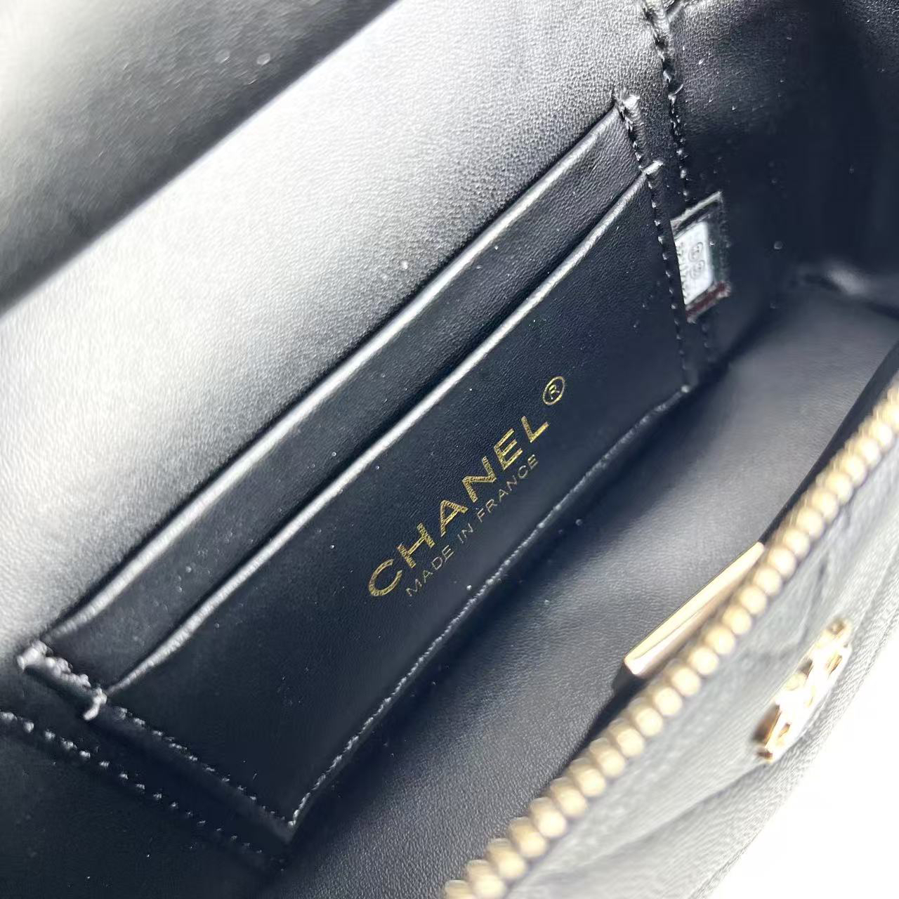 シャネル「CHANEL」のショルダーバッグ