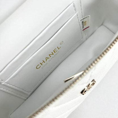 シャネル「CHANEL」のショルダーバッグ