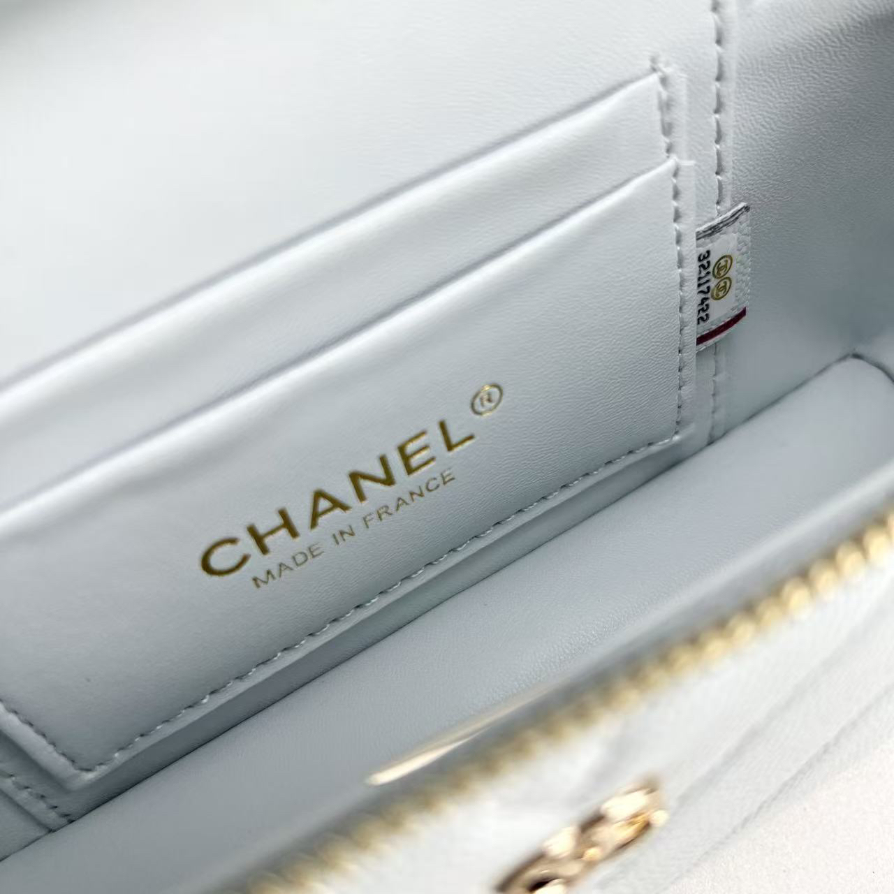 シャネル「CHANEL」のショルダーバッグ