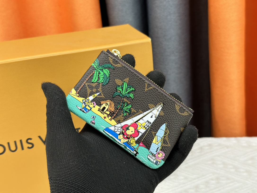ルイ・ヴィトン「LV」ウォレット
