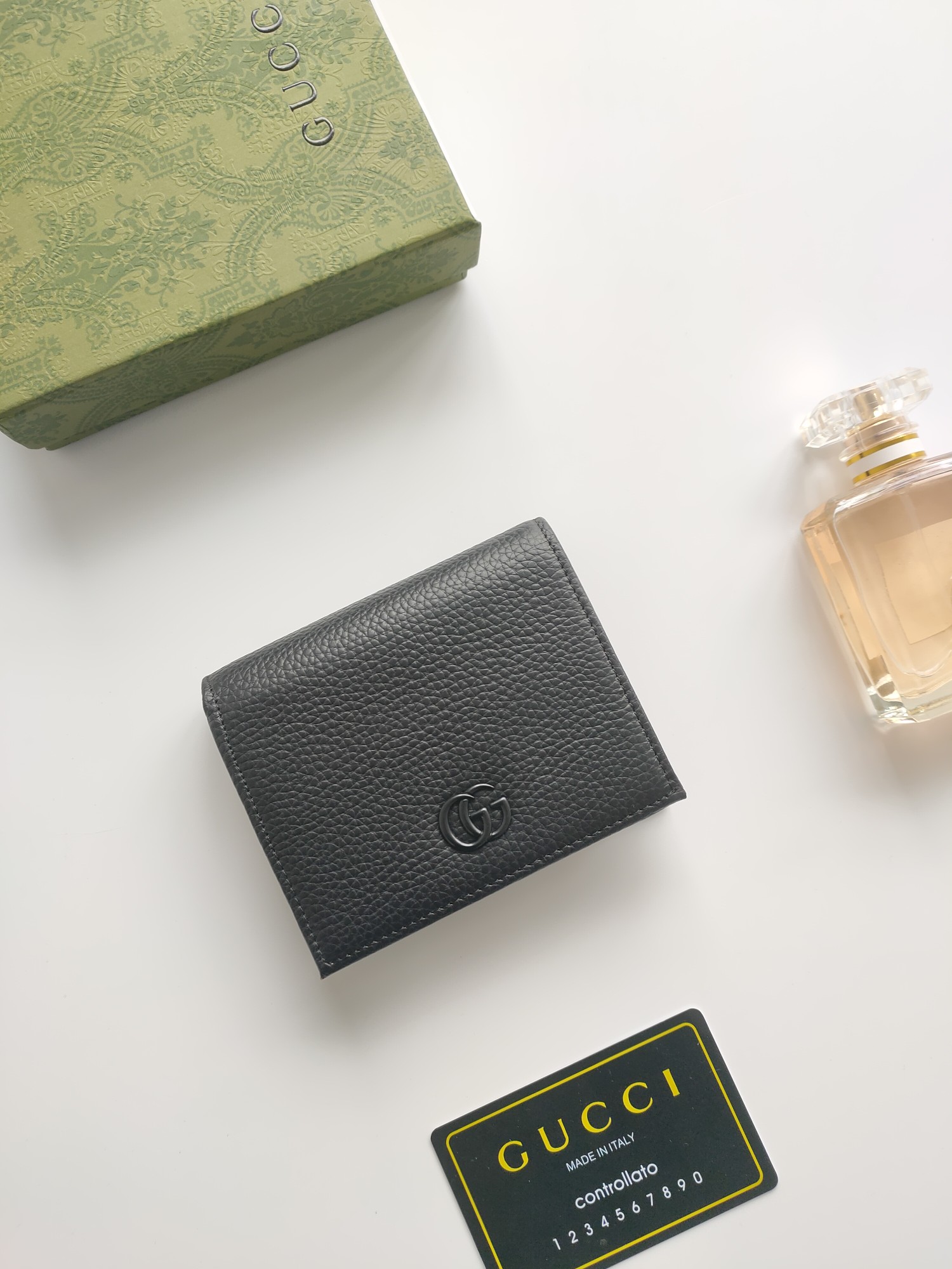  グッチ「Gucci」さいふ 
