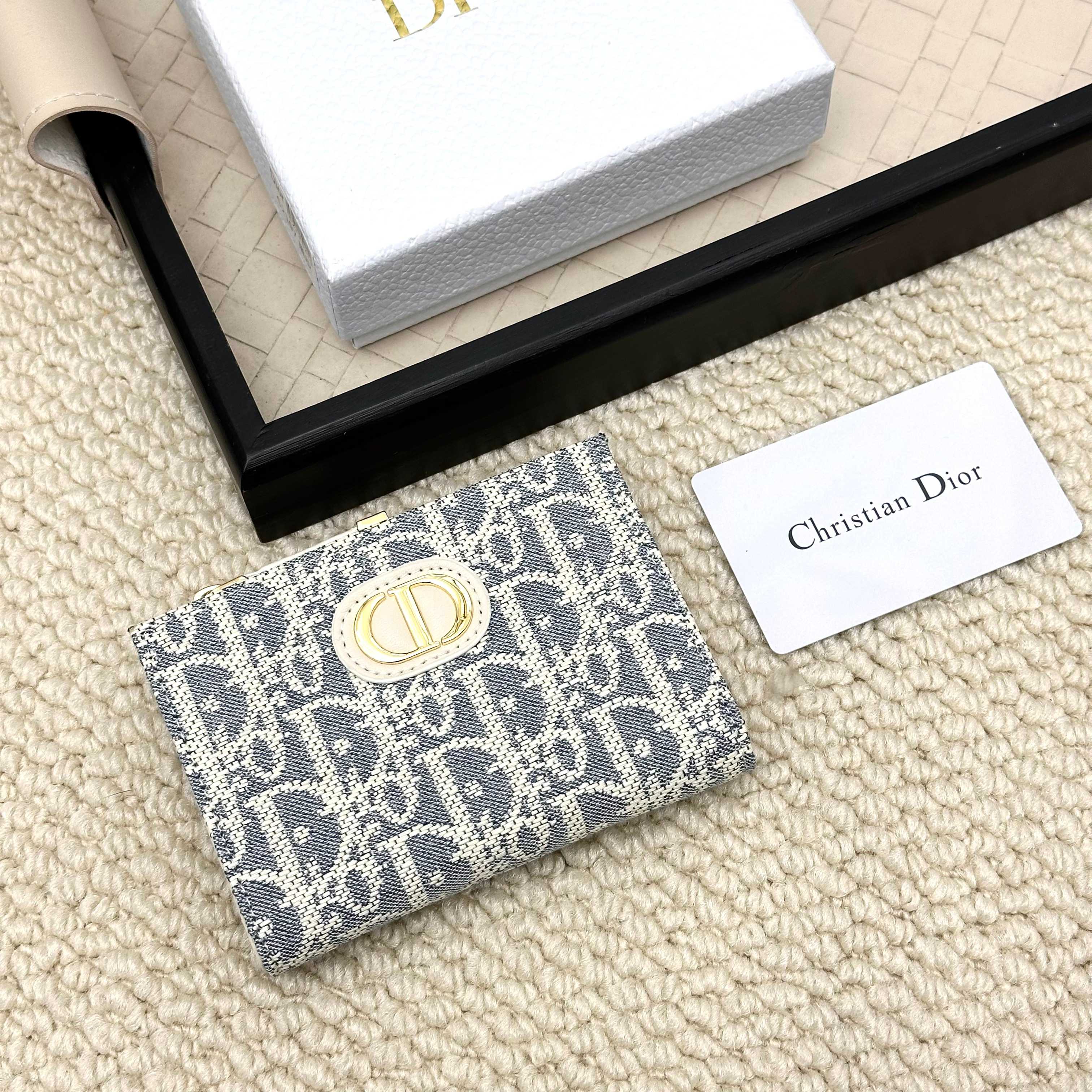 ディオール「Dior」さいふ