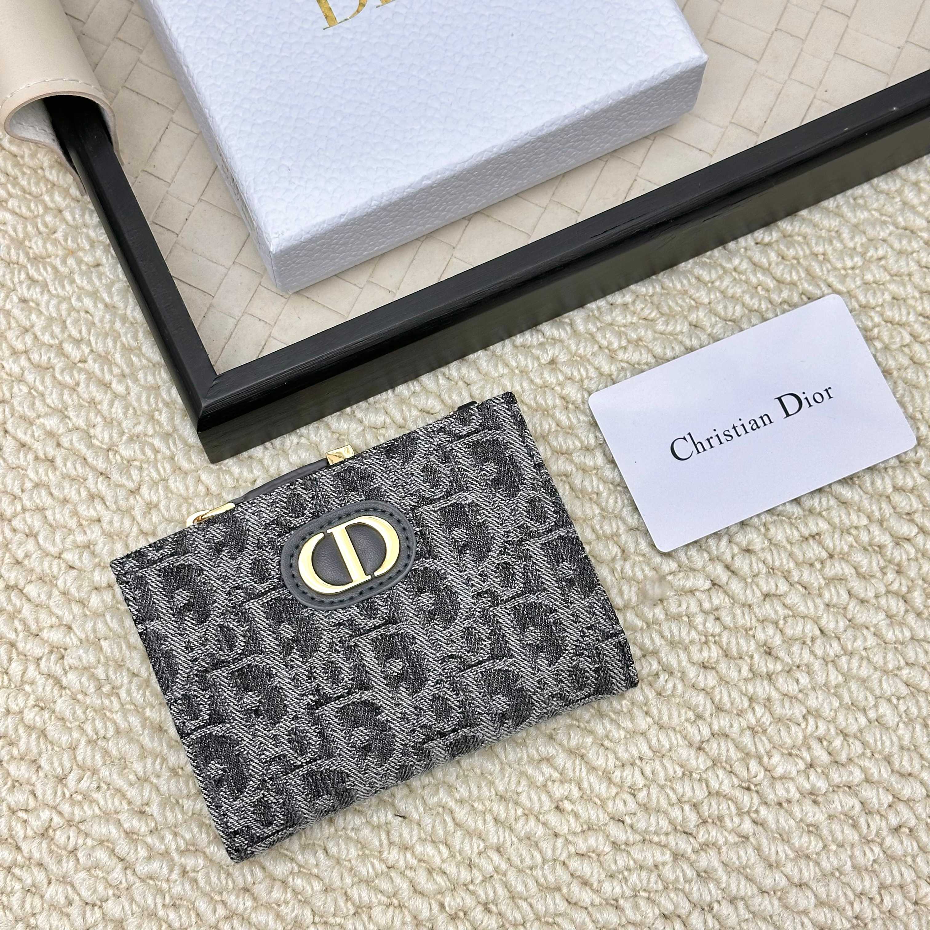 ディオール「Dior」さいふ