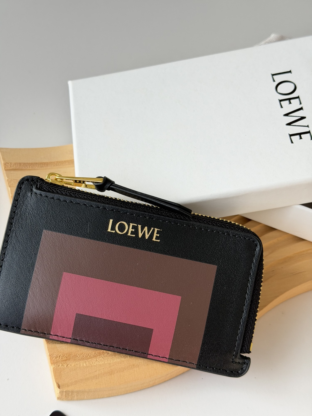 ロエベ「LOEWE」さいふ