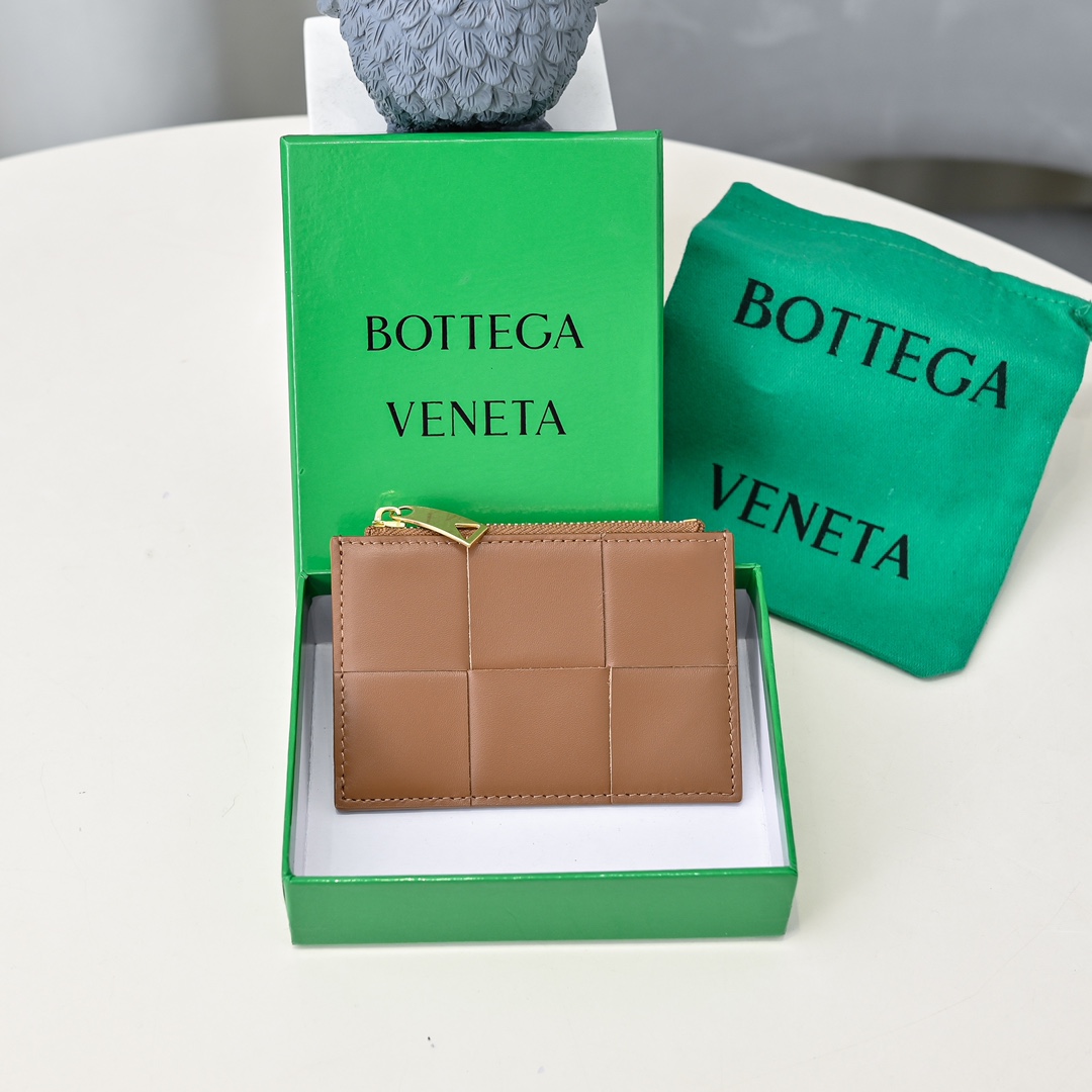  ボッテガ・ヴェネタ「Bottega Veneta」さいふ