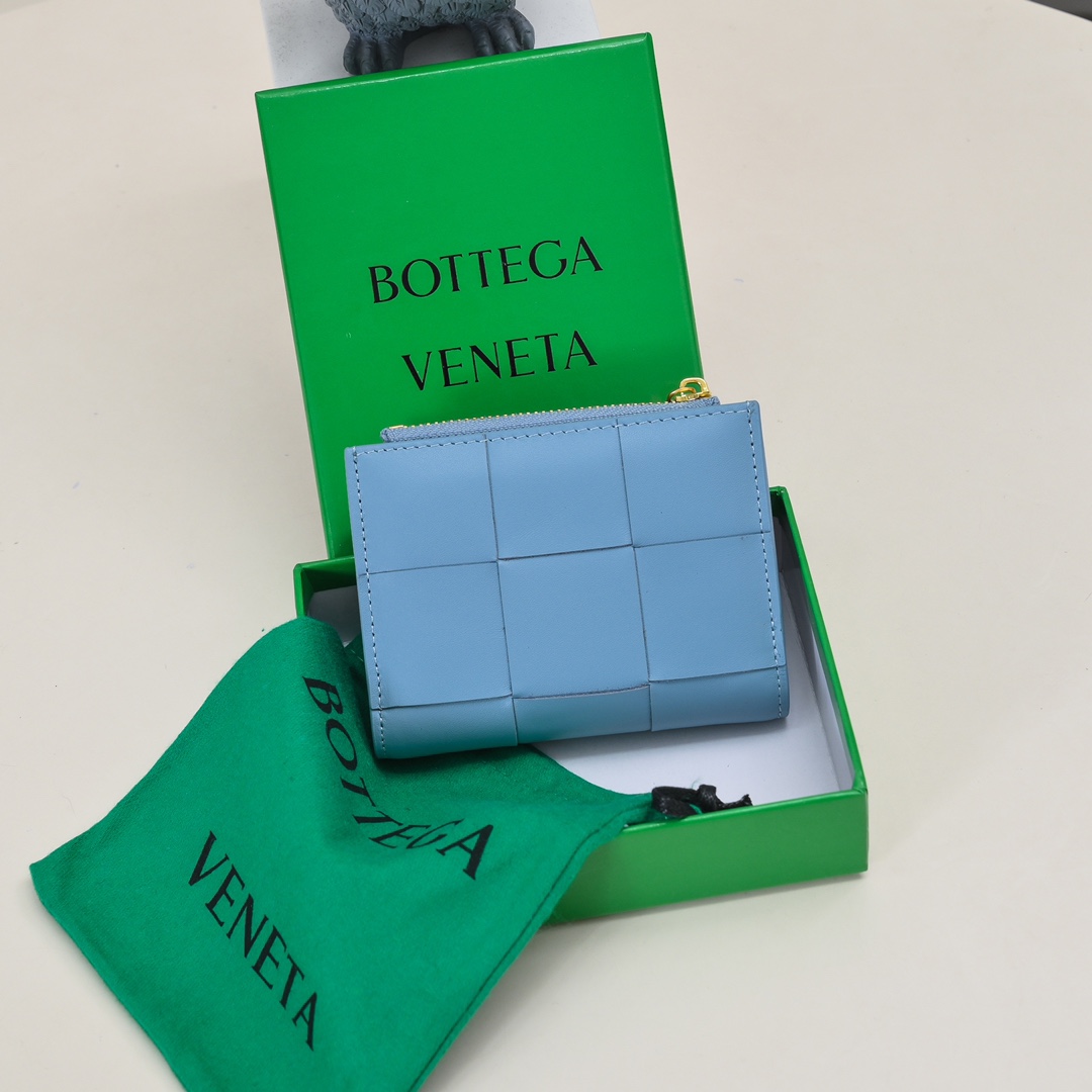 ボッテガ・ヴェネタ「Bottega Veneta」さいふ