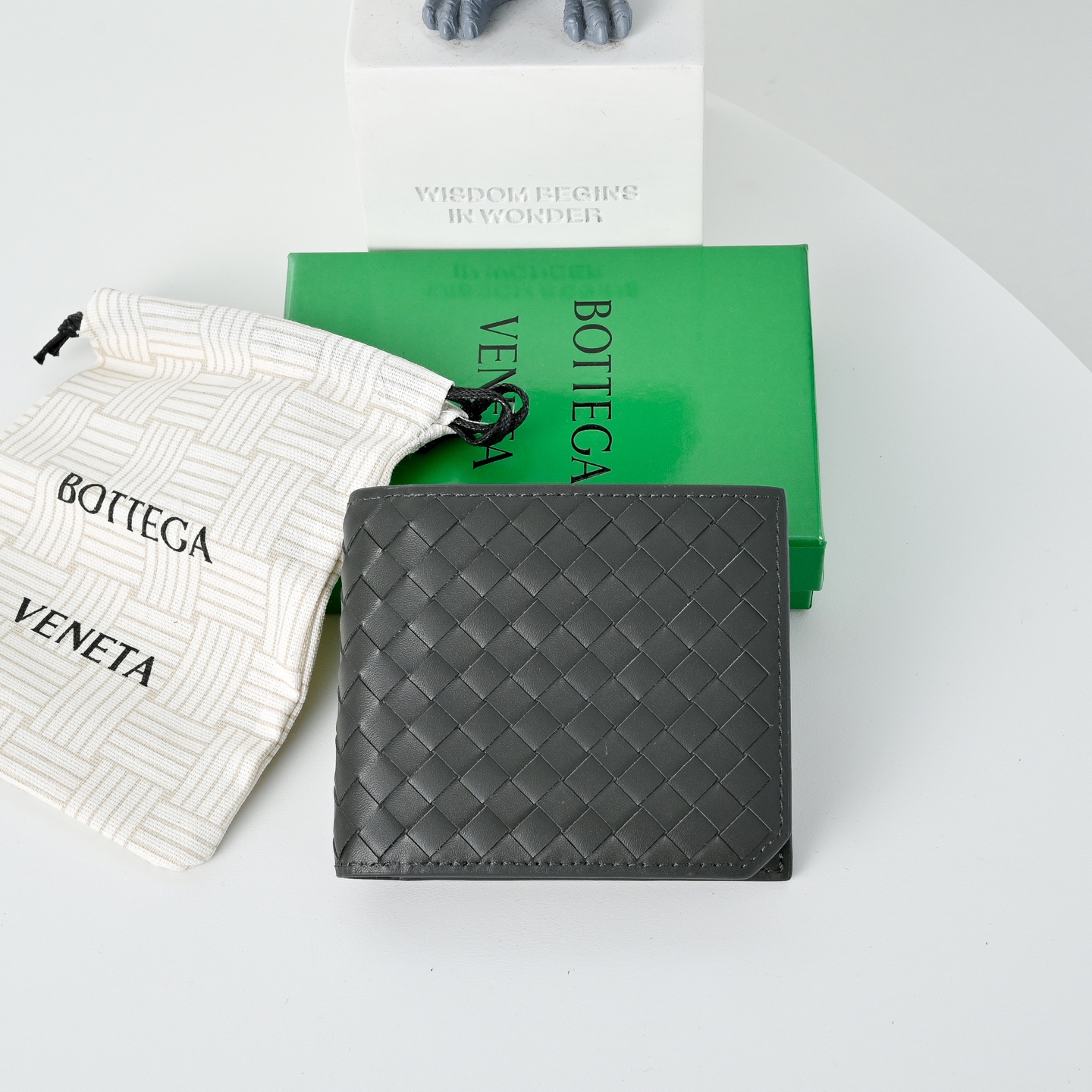 ボッテガ・ヴェネタ「Bottega Veneta」さいふ