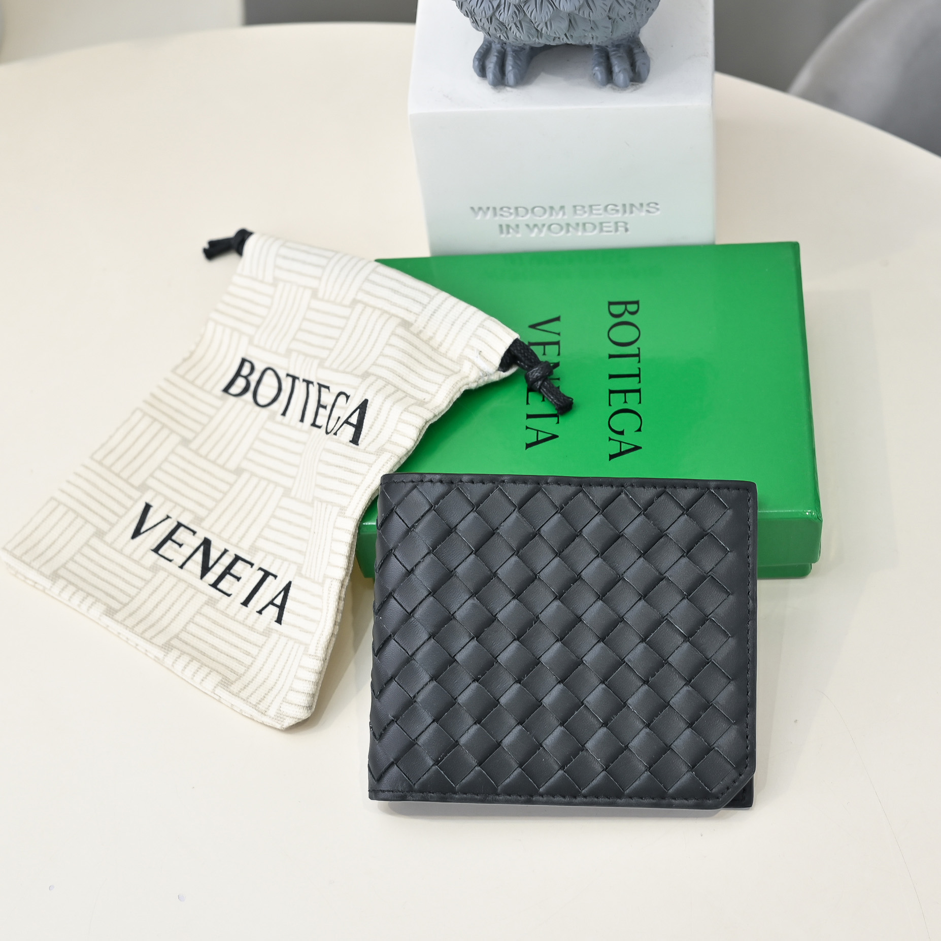 ボッテガ・ヴェネタ「Bottega Veneta」さいふ