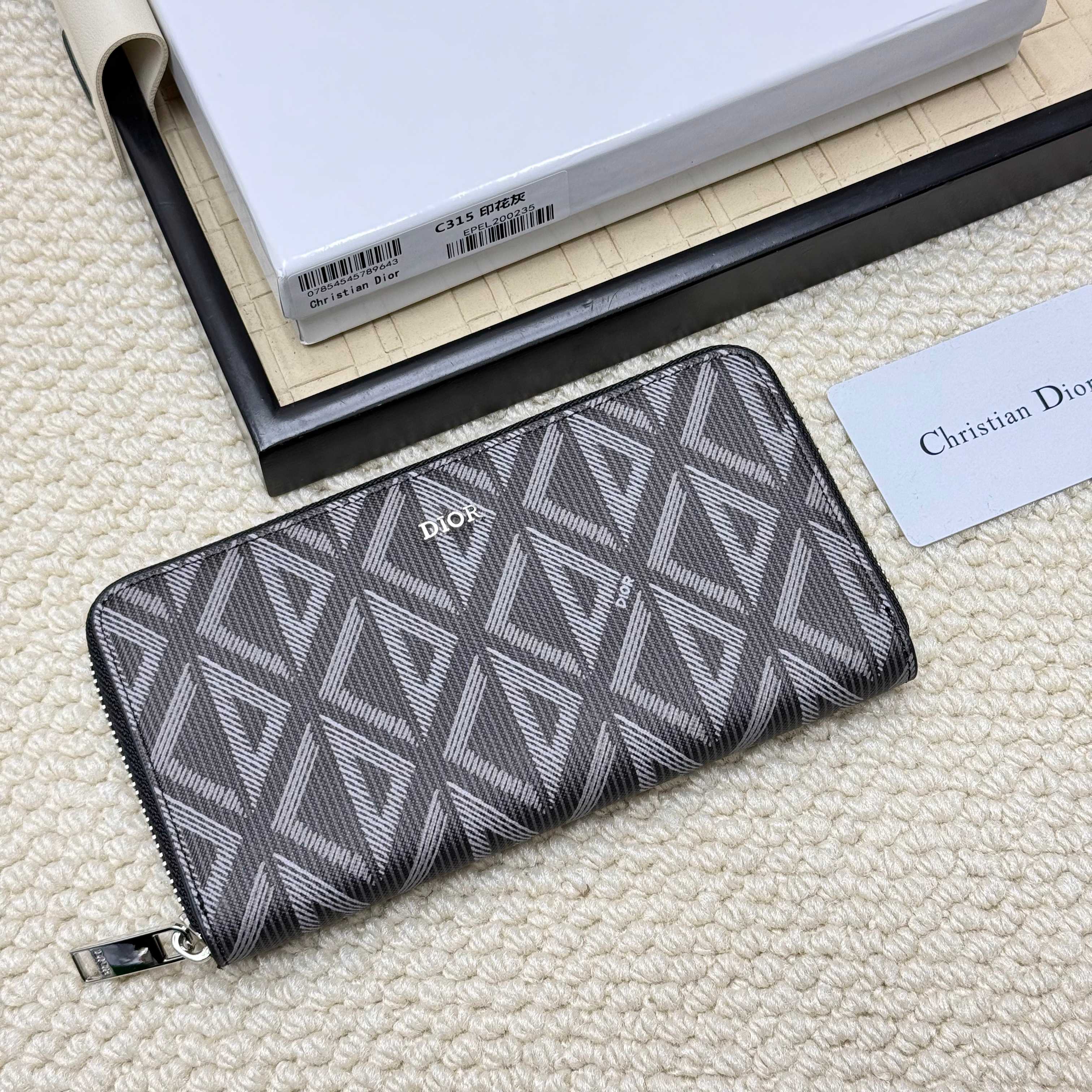 ディオール「Dior」さいふ