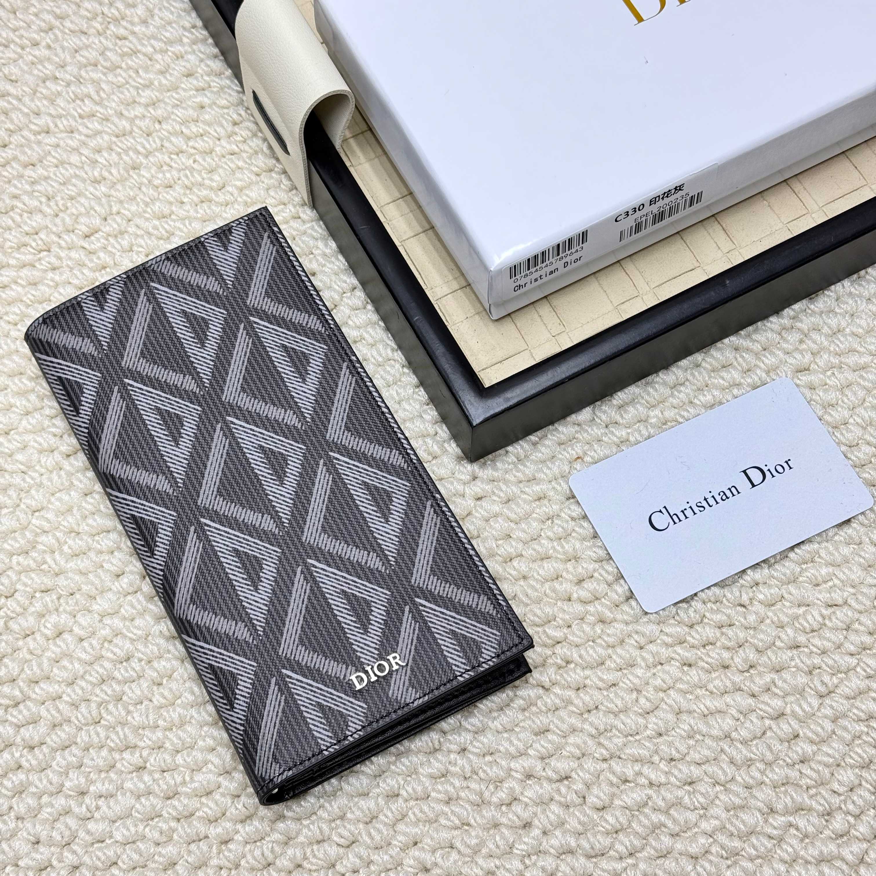 ディオール「Dior」さいふ