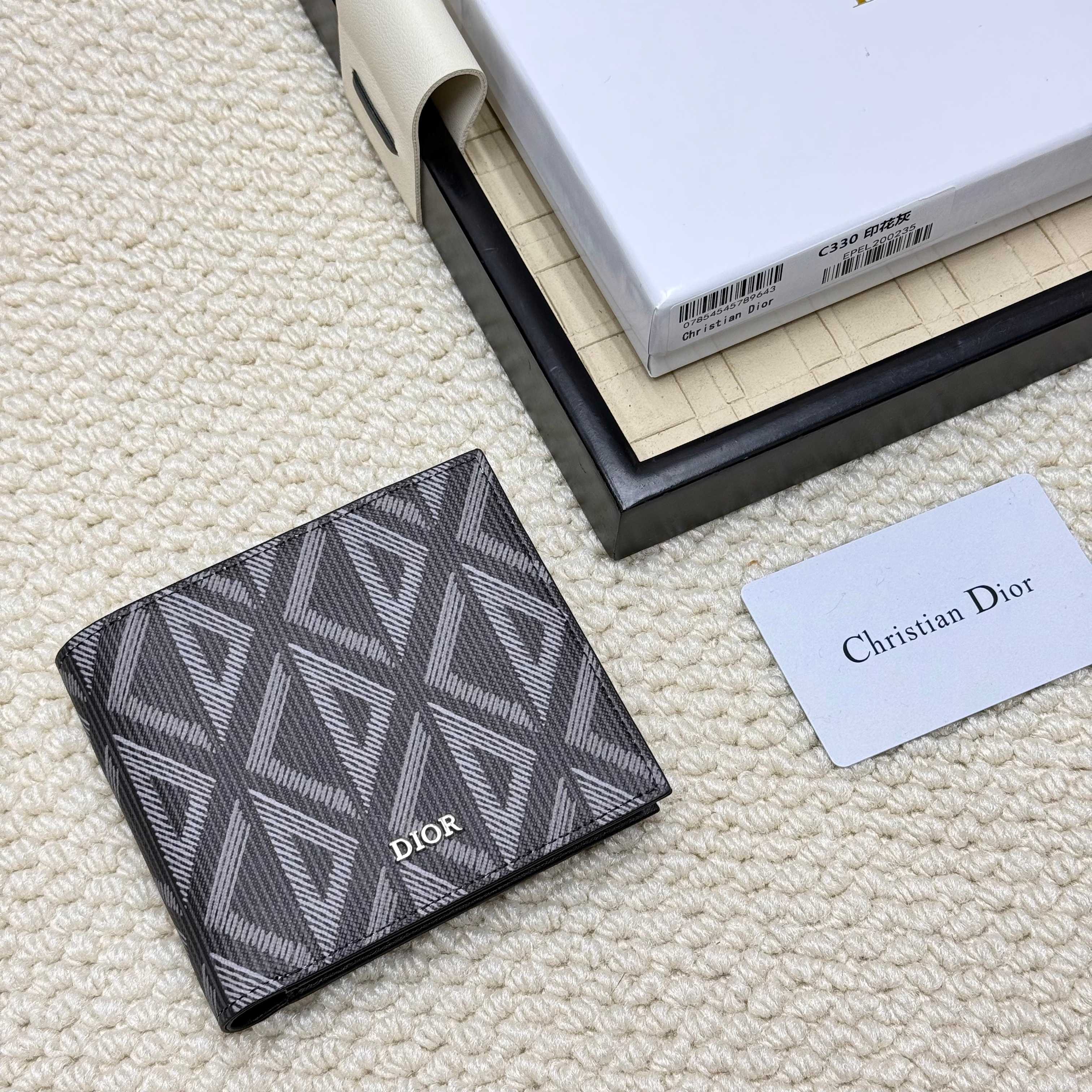 ディオール「Dior」さいふ
