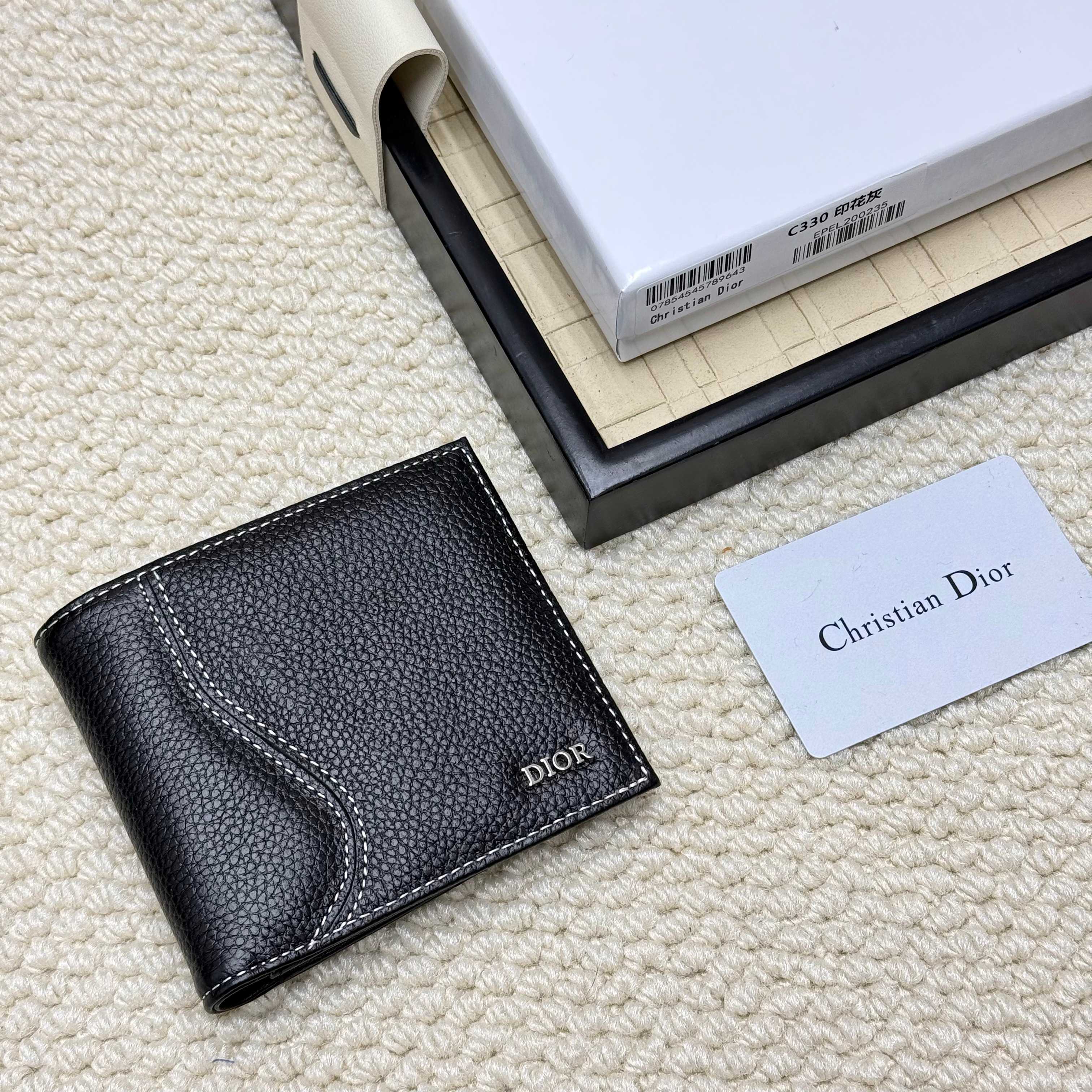 ディオール「Dior」さいふ