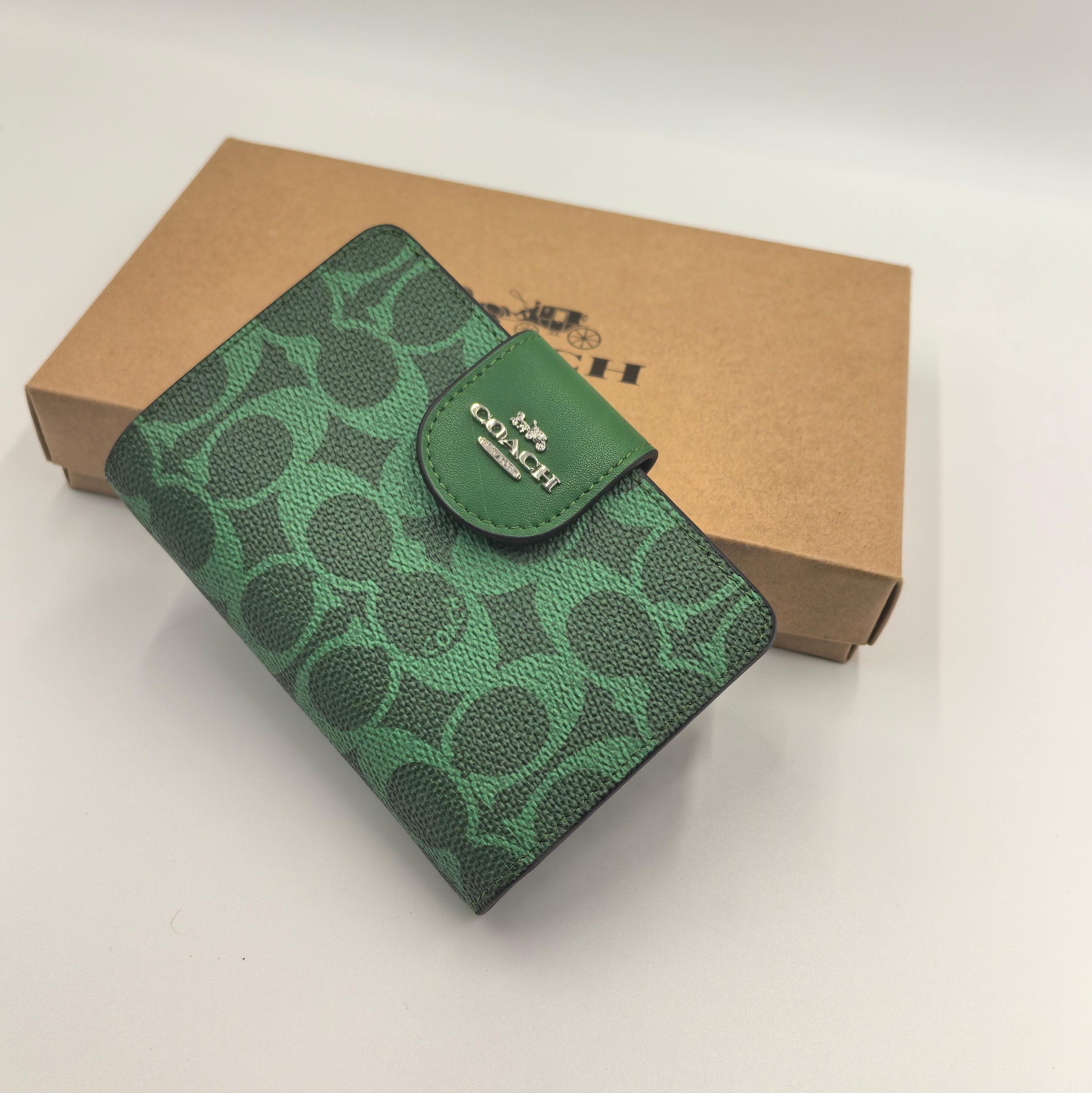 コーチ「Coach」さいふ