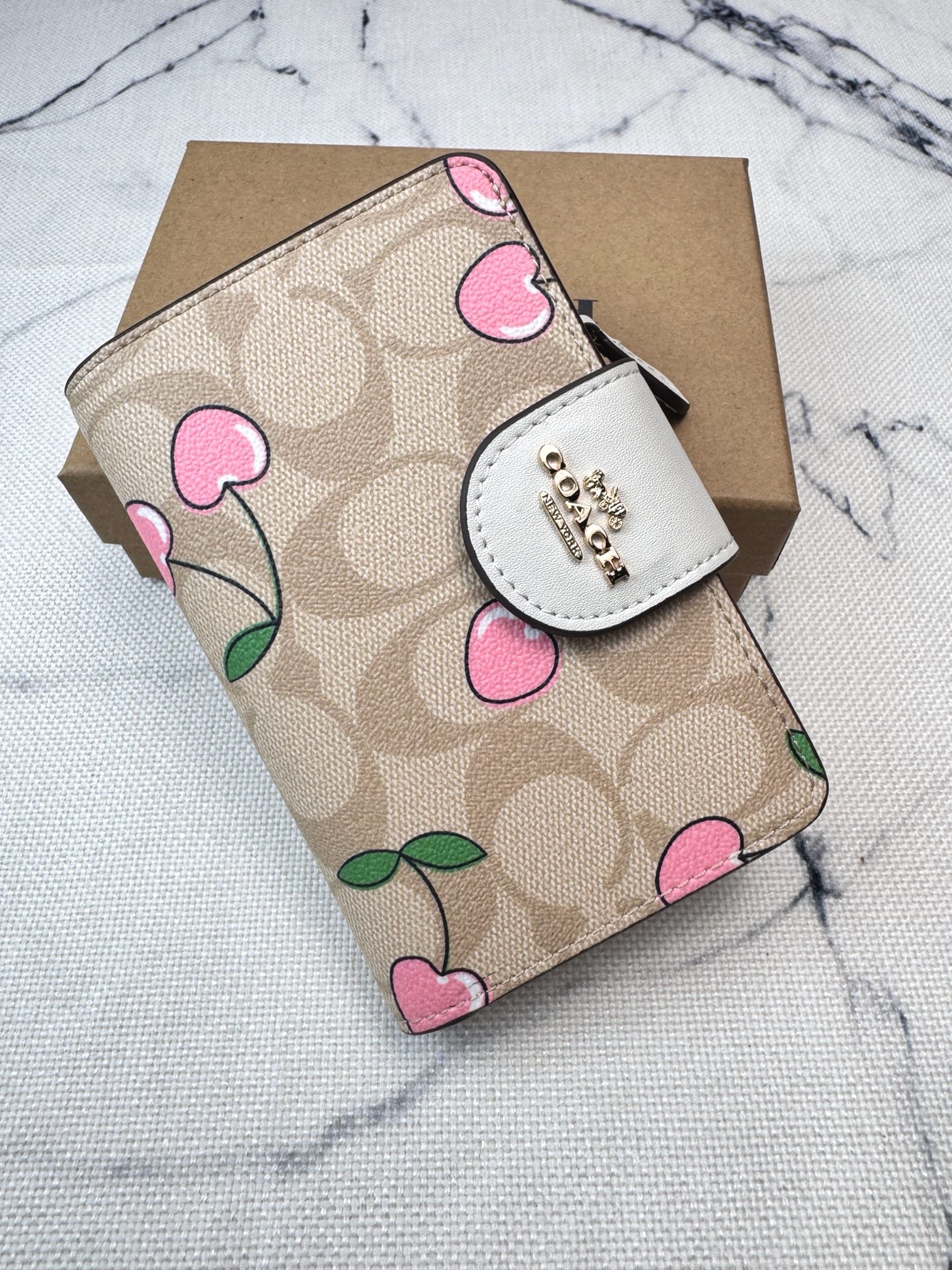 コーチ「Coach」さいふ