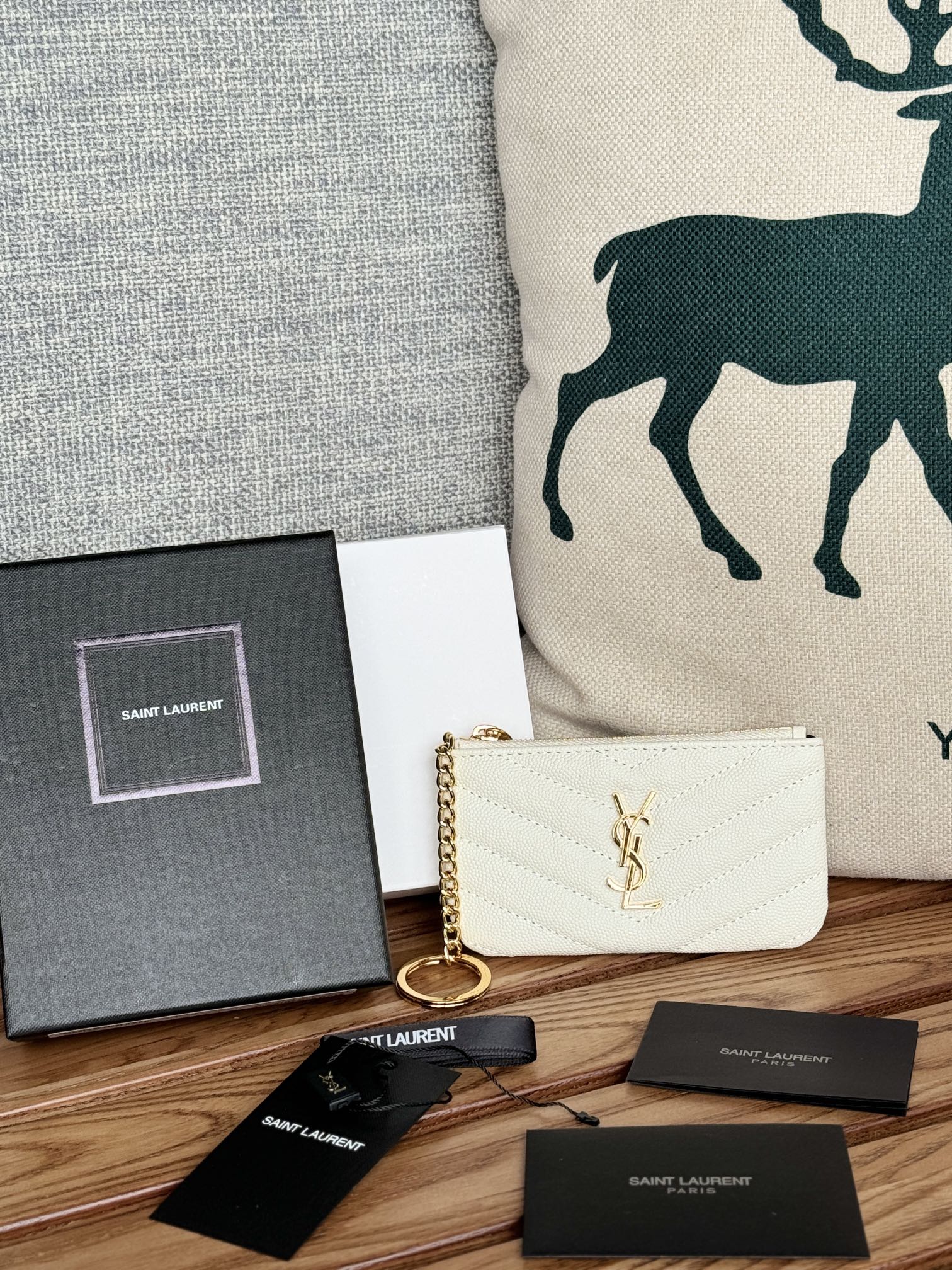 サンローラン「Saint Laurent」さいふ