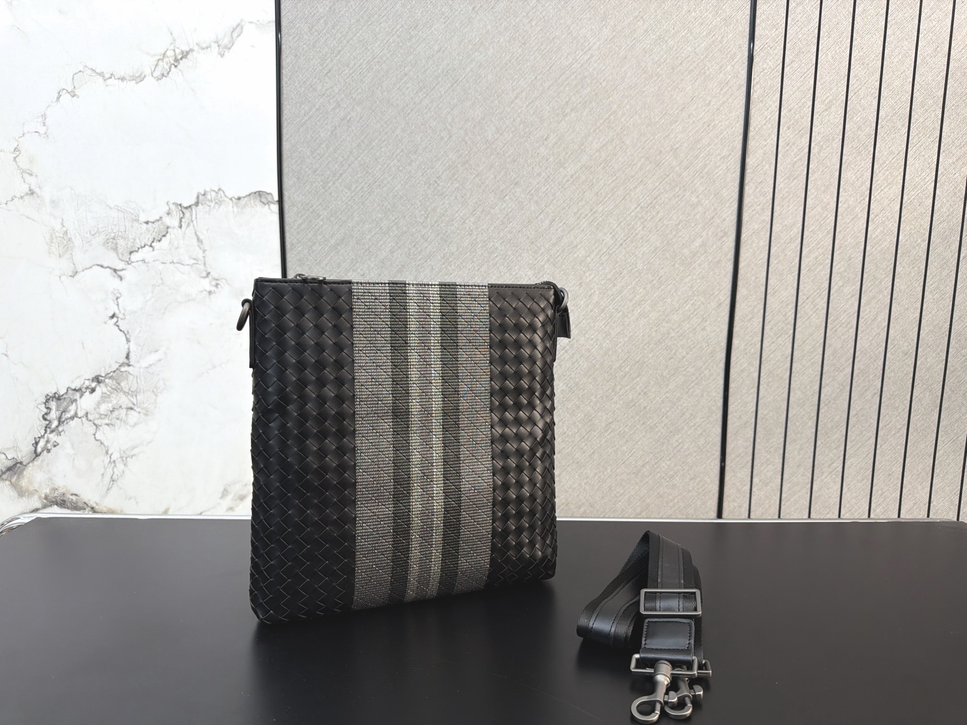 ボッテガ・ヴェネタ「Bottega Veneta」ショルダーバッグ