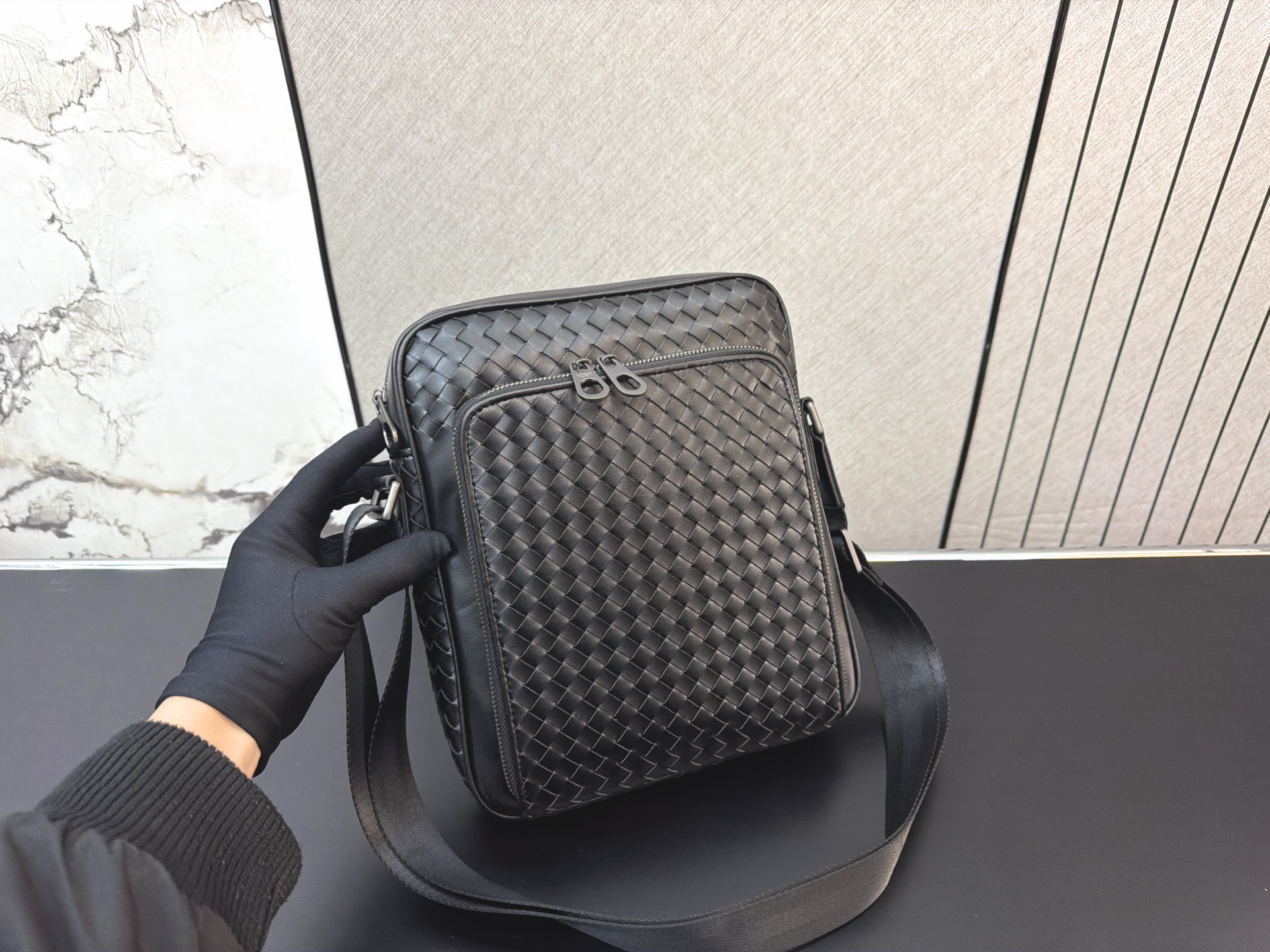 ボッテガ・ヴェネタ「Bottega Veneta」ショルダーバッグ