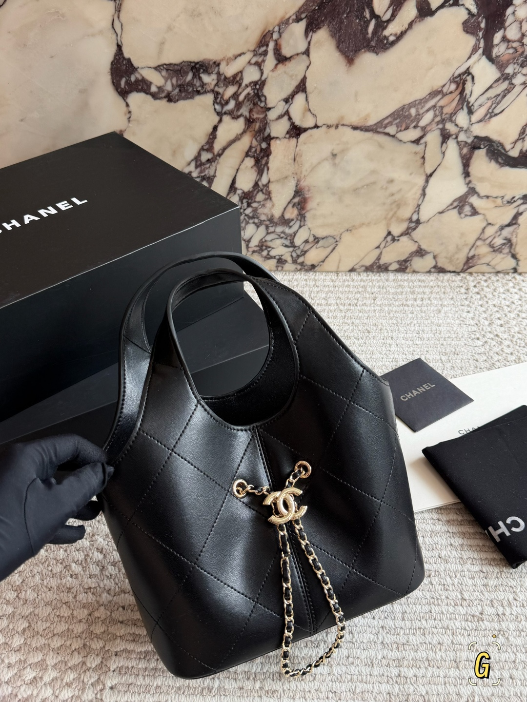 シャネル「CHANEL」ハンドバッグ