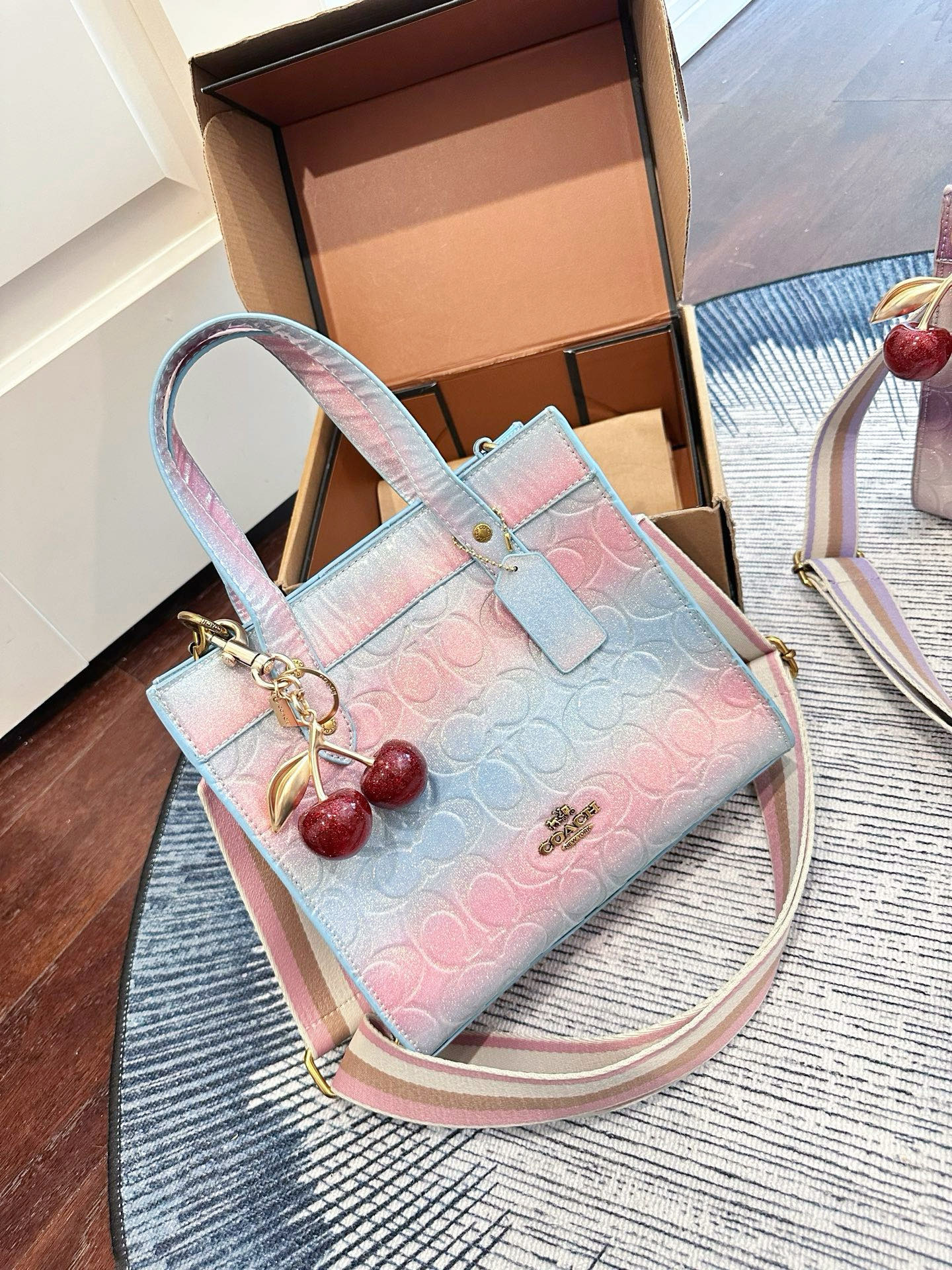 コーチ「Coach」ハンドバッグ