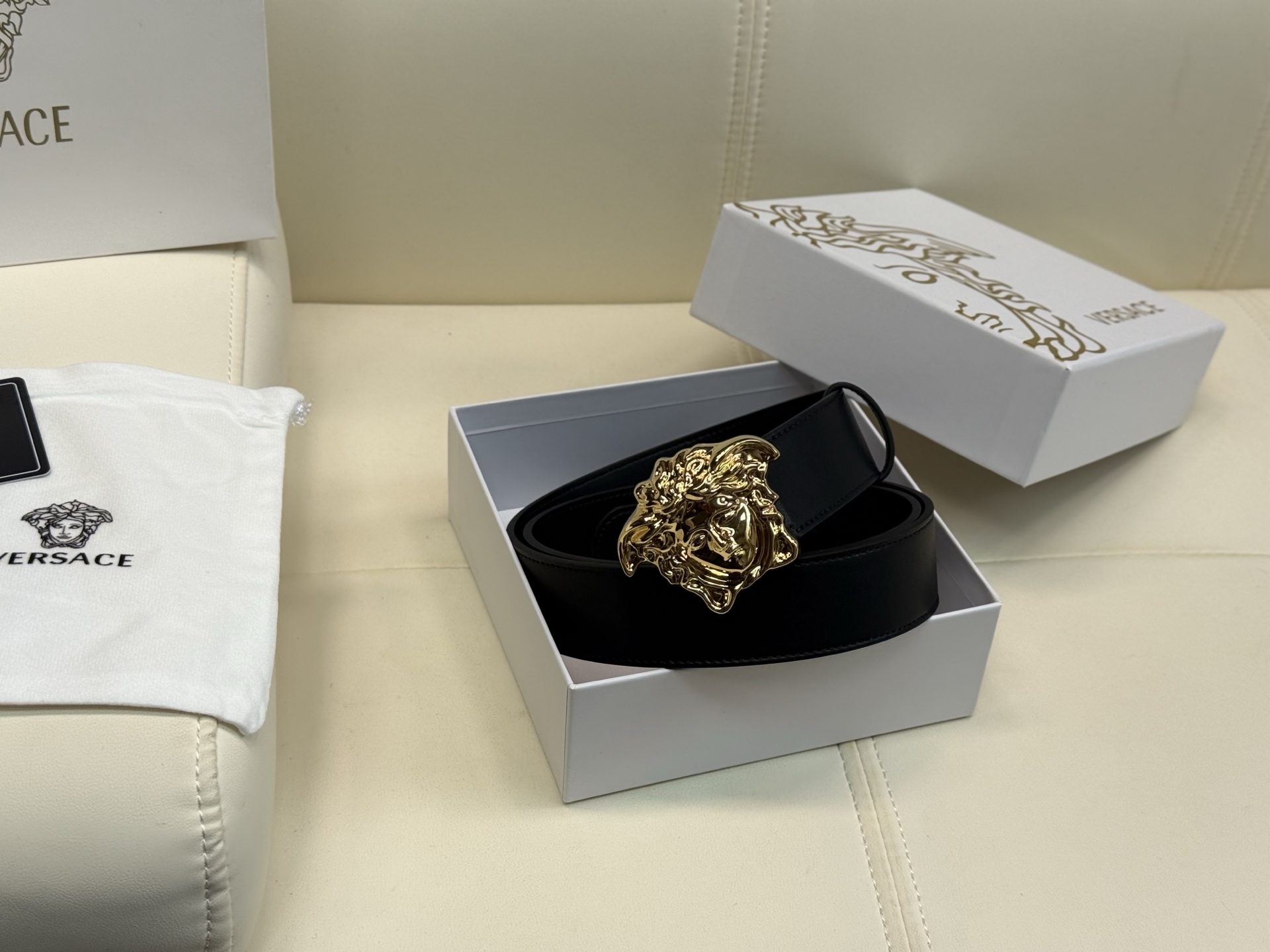 ヴェルサーチェ「Versace」ベルト