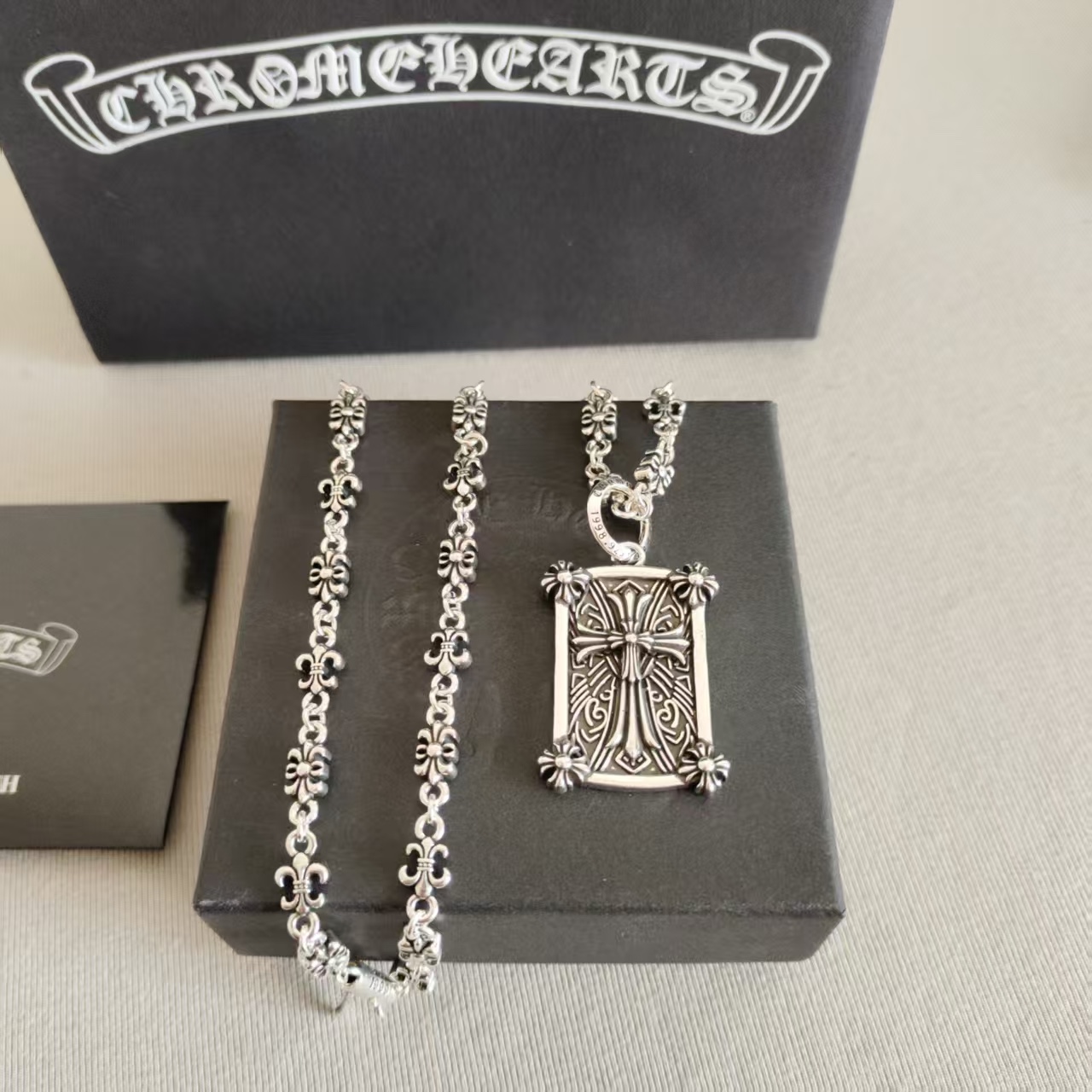 「Chrome Hearts」アクセサリー